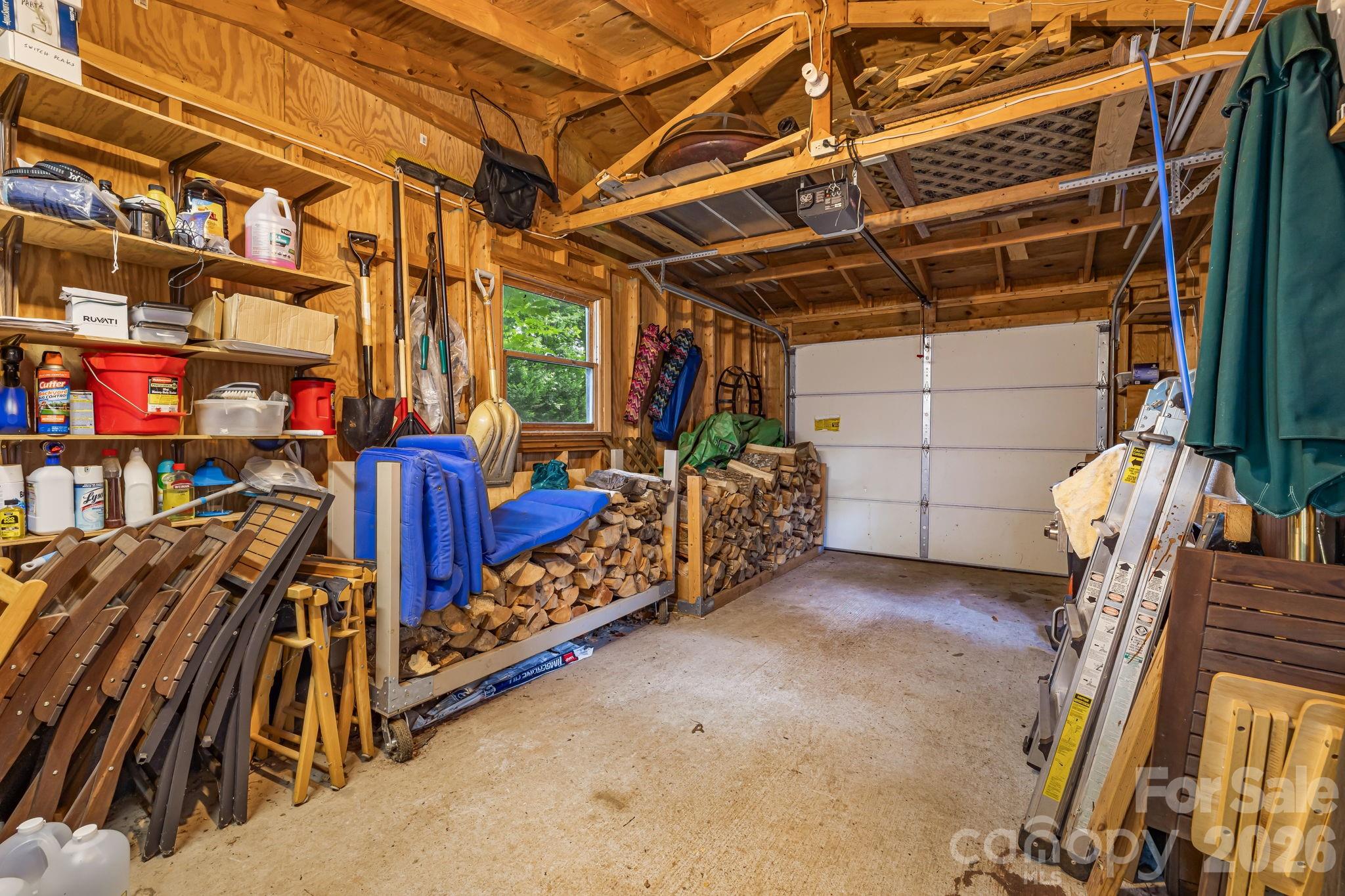 180 Grace Way Property Photo 33