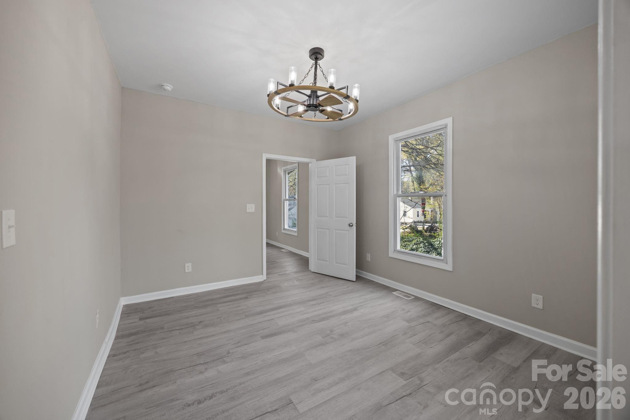 414 W Sharpe Street Property Photo 13