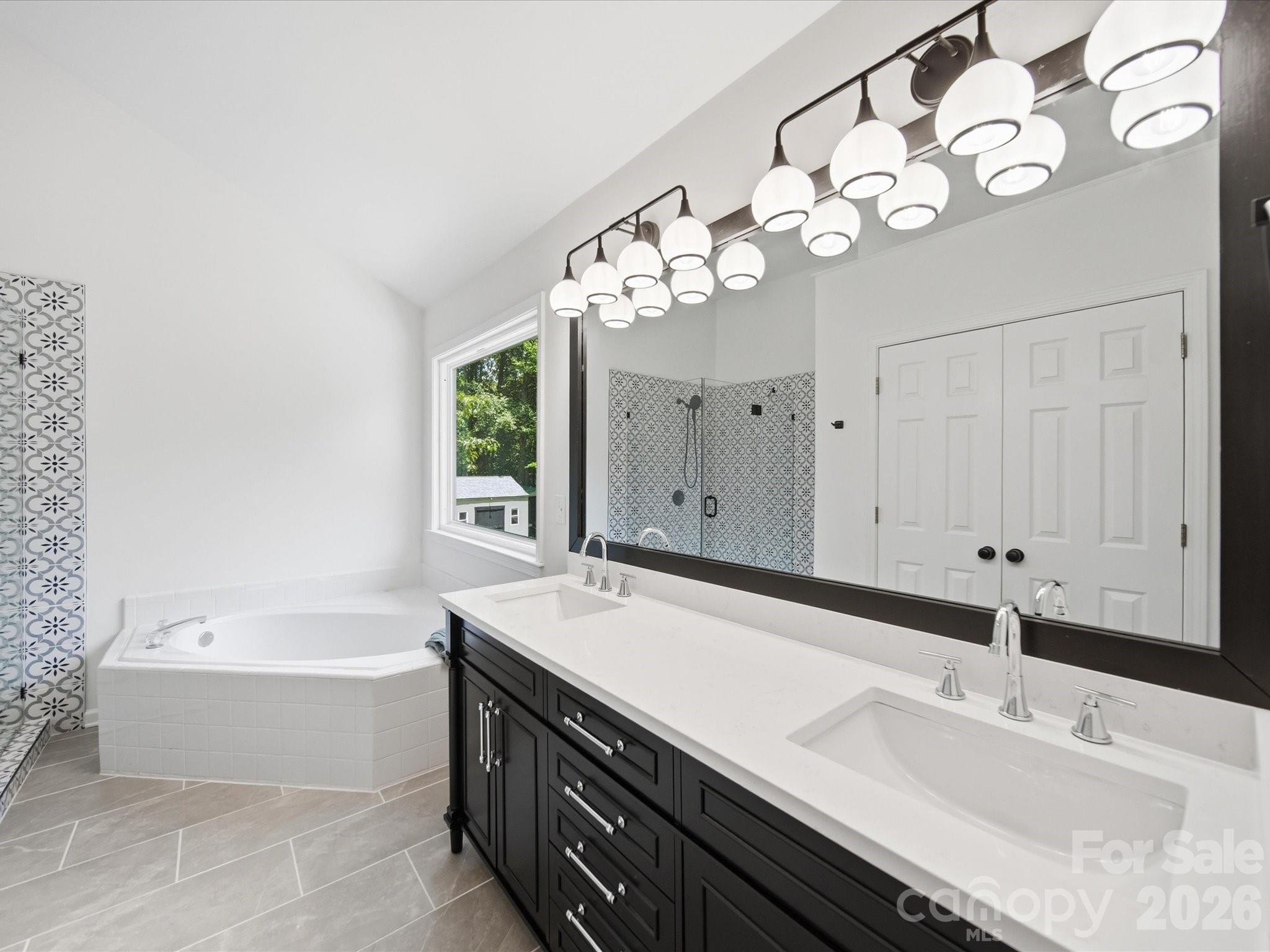 3919 Cherrybrook Drive Property Photo 23