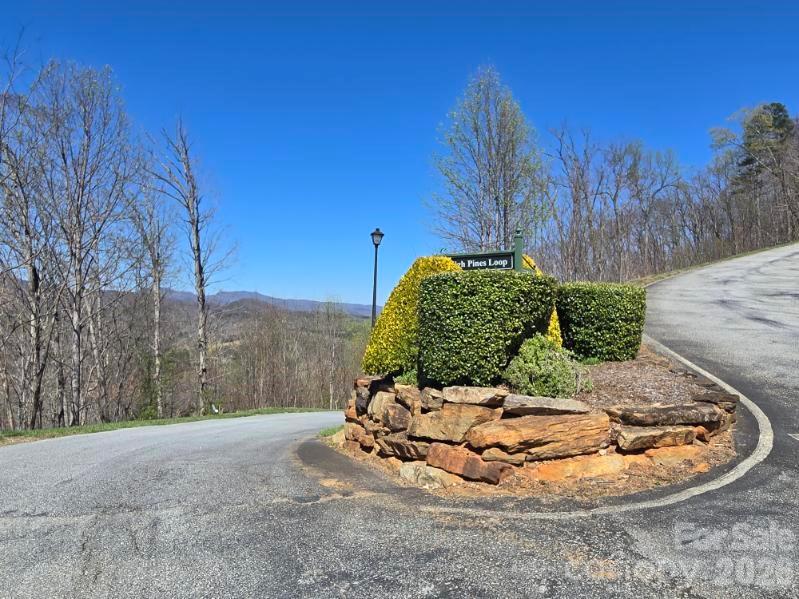 600 High Pines Loop Property Photo 9