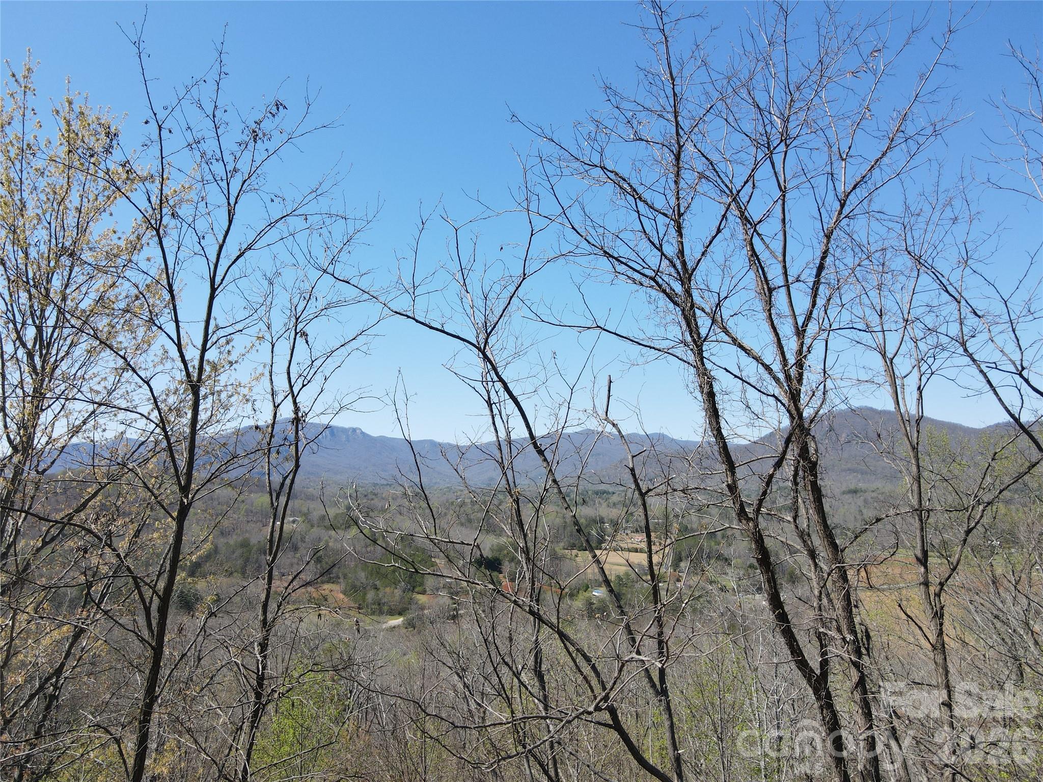 600 High Pines Loop Property Photo 19