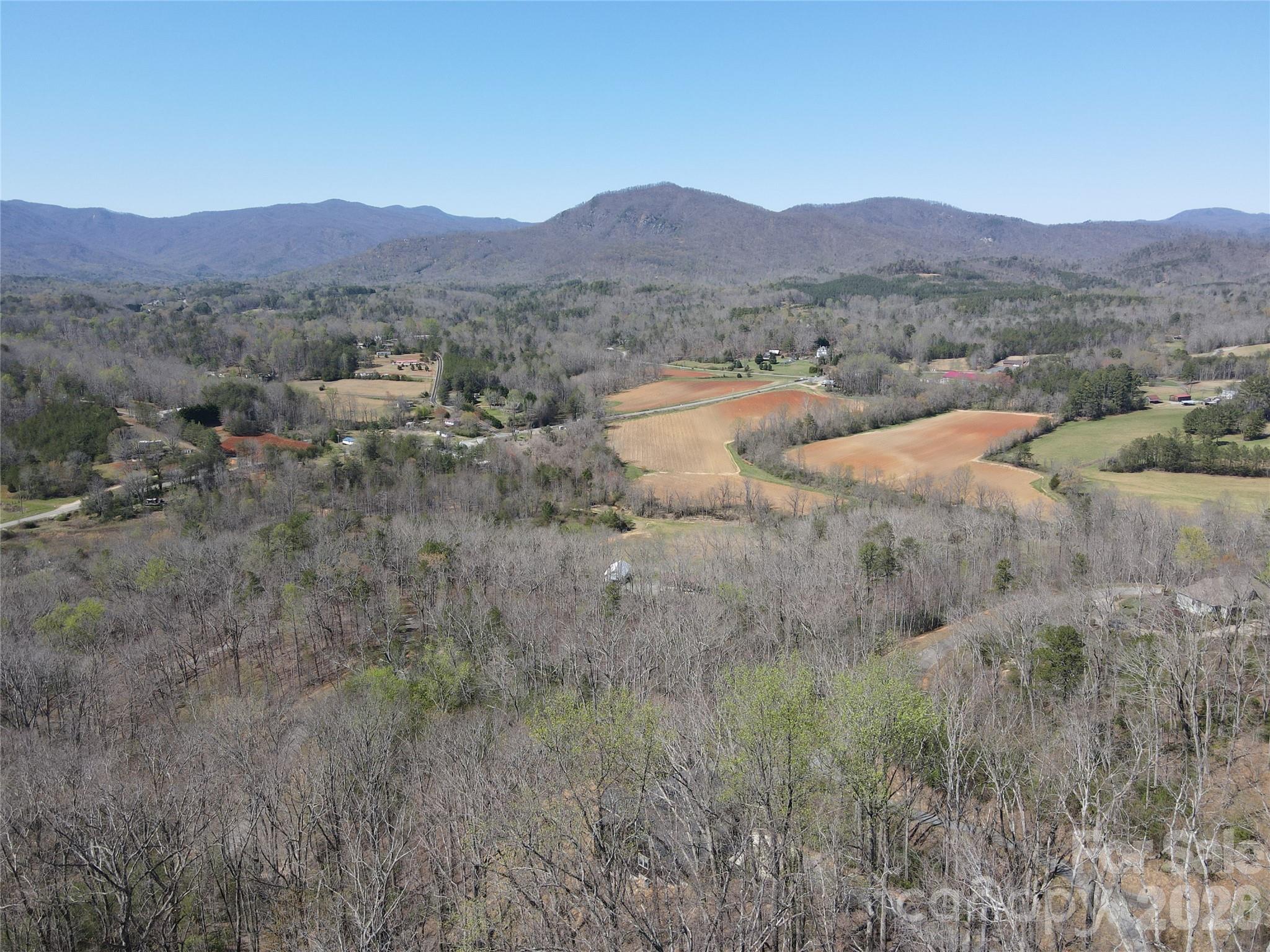 600 High Pines Loop Property Photo 21