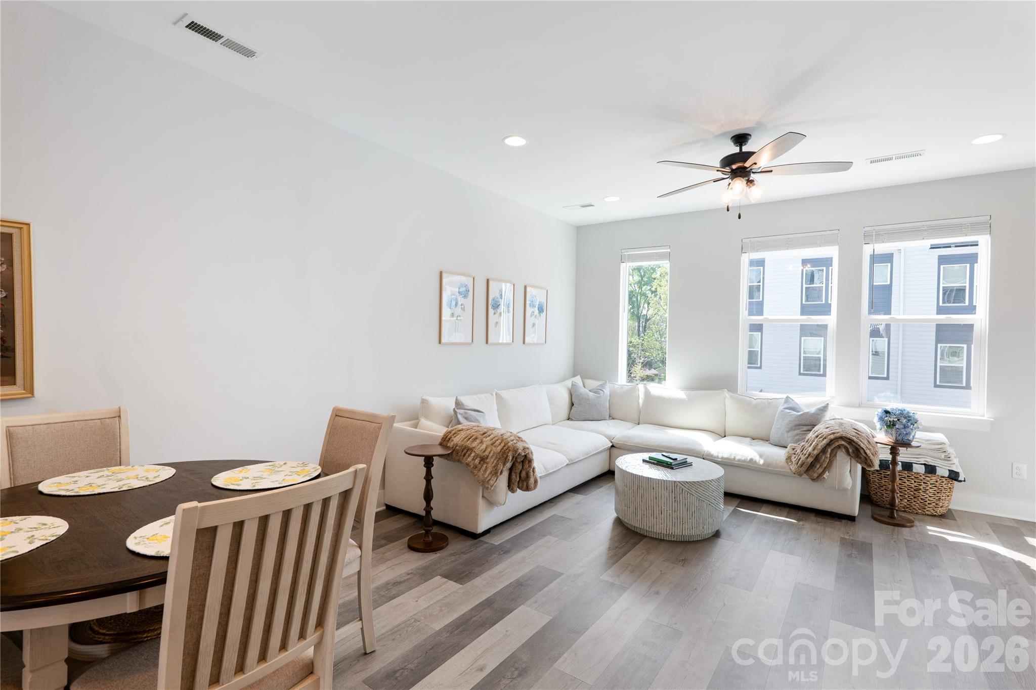 223 S Bruns Avenue Property Photo 15
