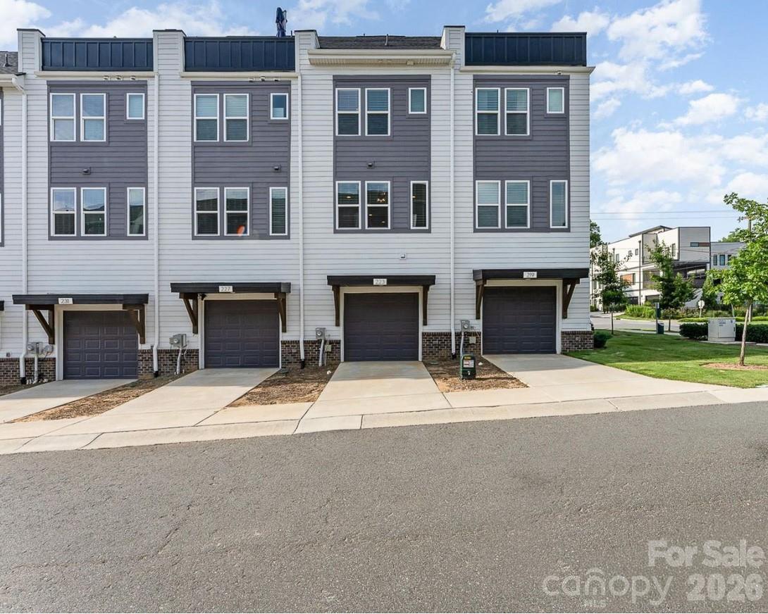 223 S Bruns Avenue Property Photo 27