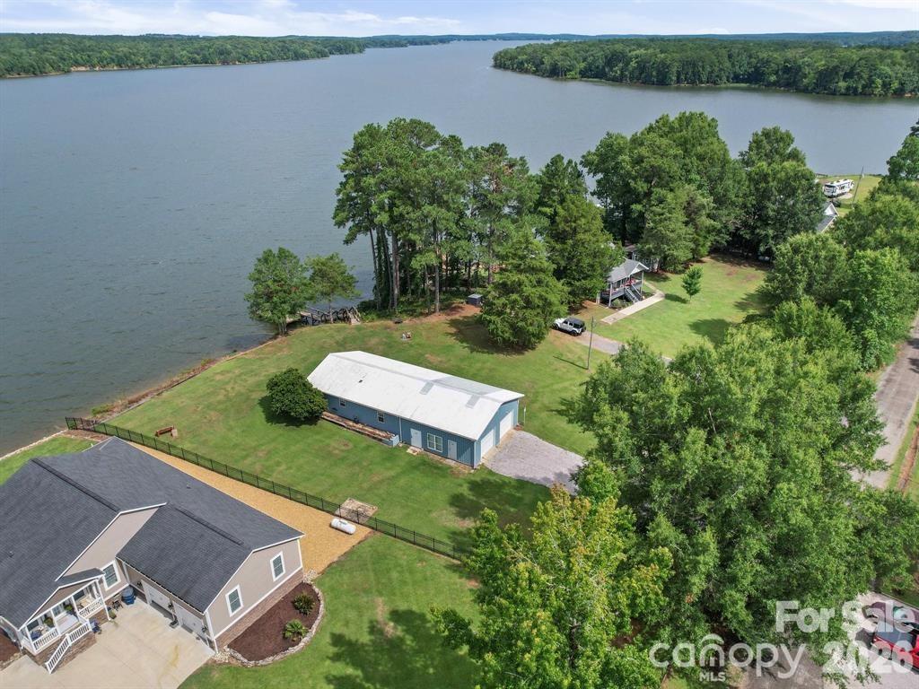 275 S Waters Edge Drive Property Photo 1