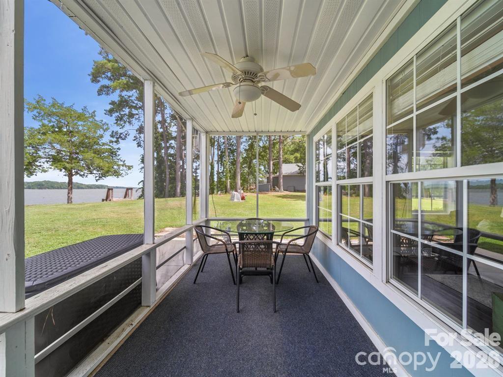 275 S Waters Edge Drive Property Photo 5