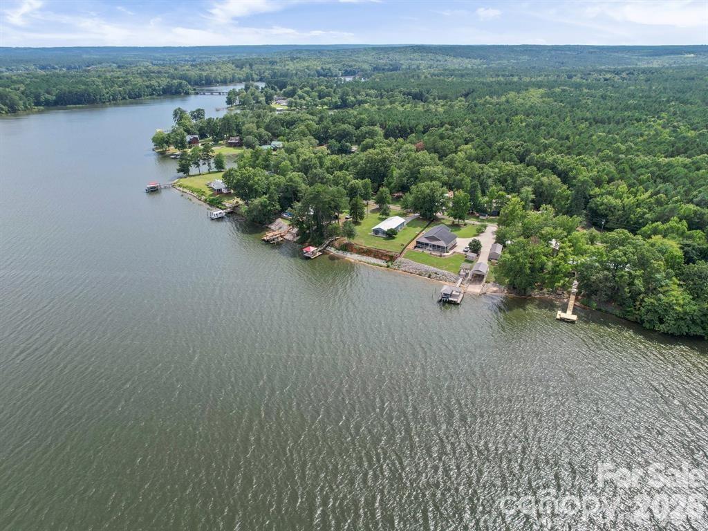 275 S Waters Edge Drive Property Photo 20