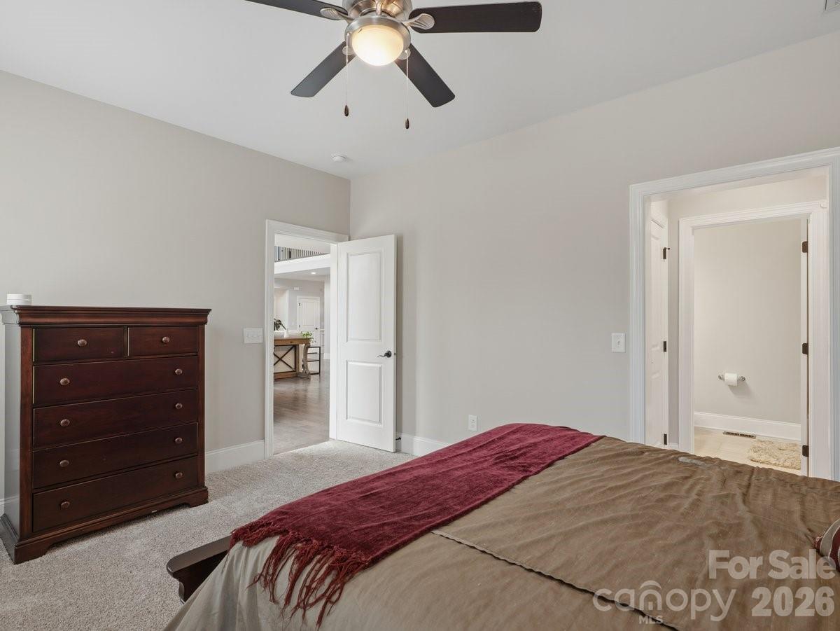1015 Golden Bell Drive Property Photo 25