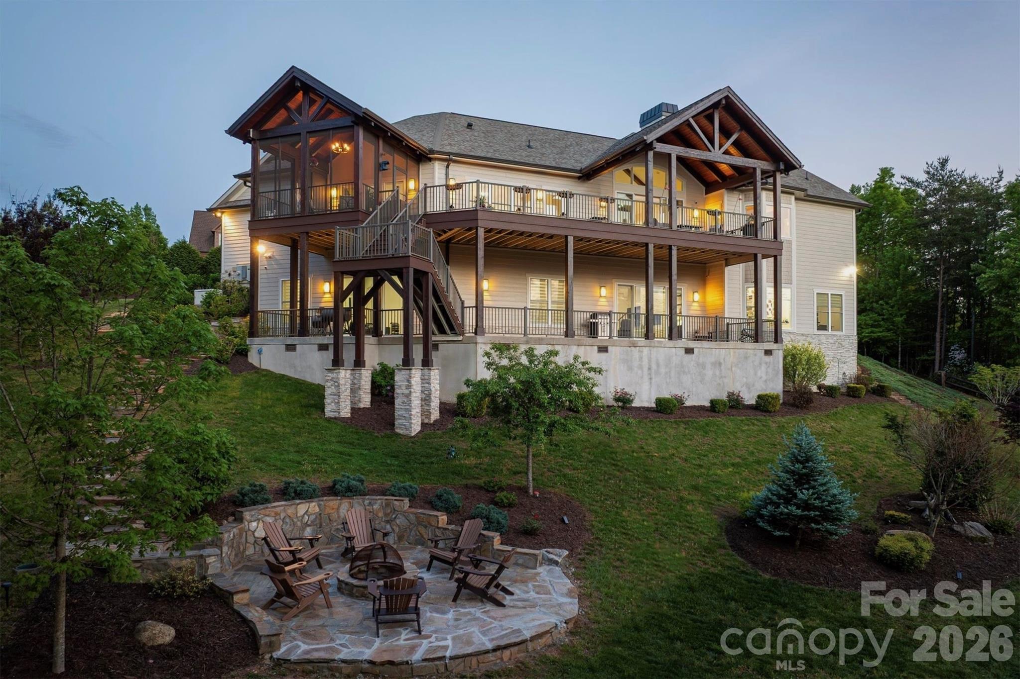 1506 High Valley Way Property Photo 2