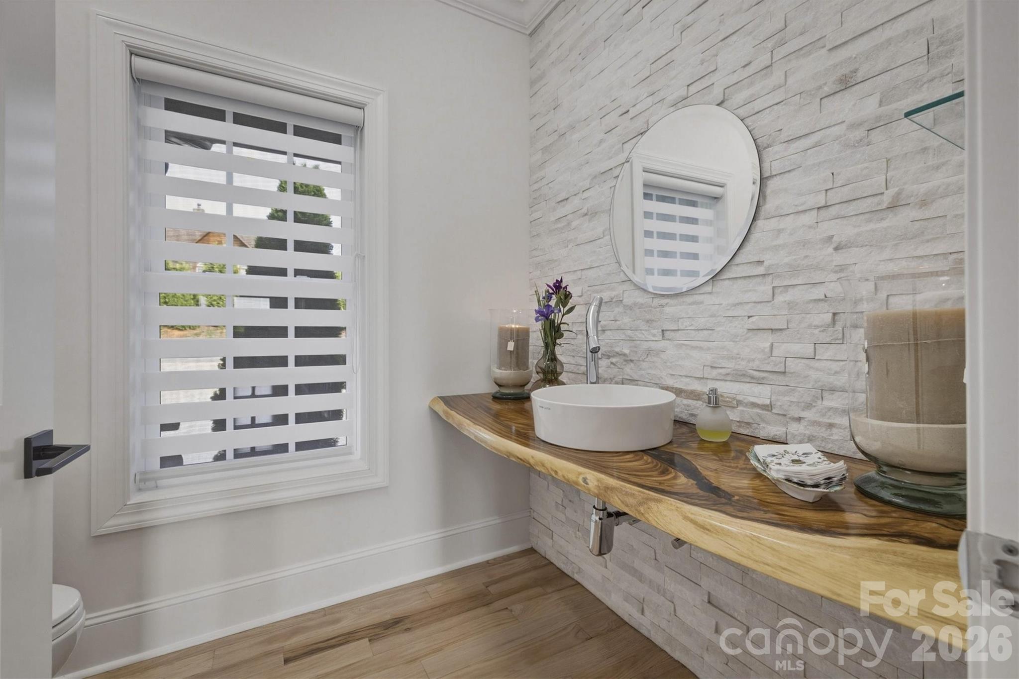 1506 High Valley Way Property Photo 17