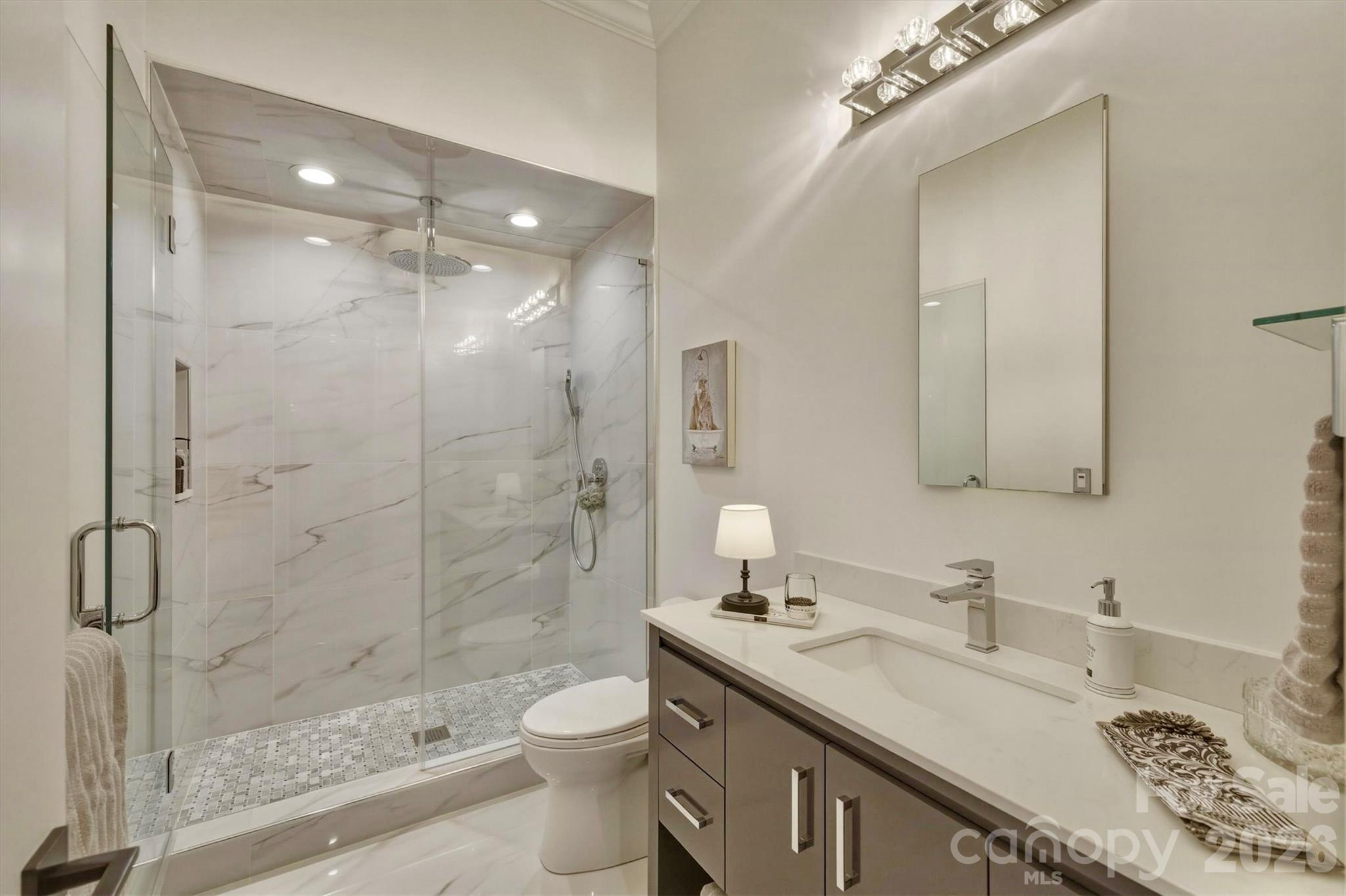 1506 High Valley Way Property Photo 34