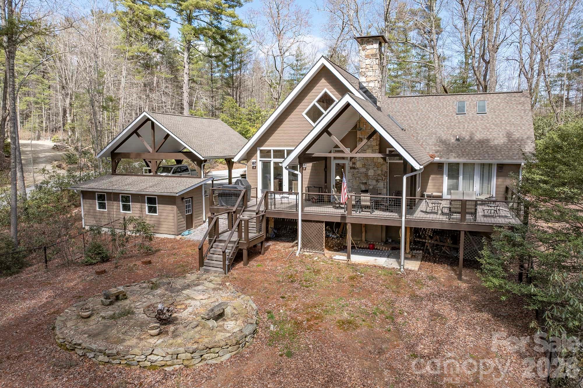 1580 Fairway Drive Property Photo 1