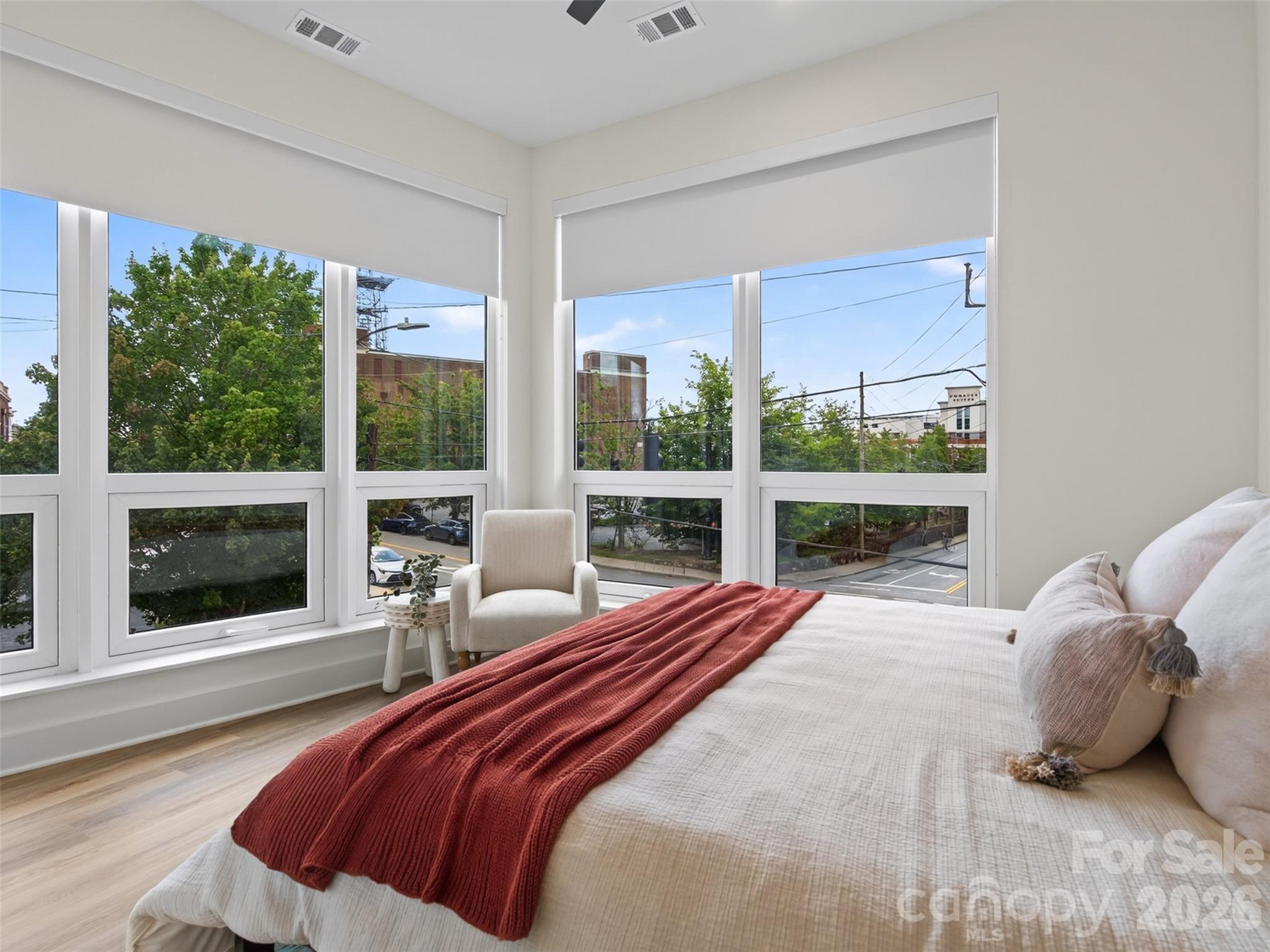 123 Haywood Street 202 Property Photo 15
