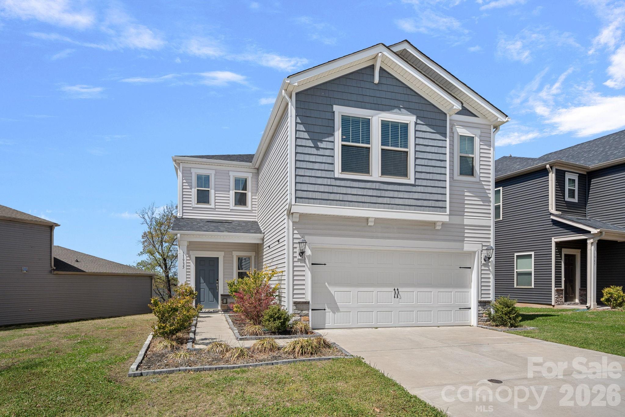 11935 Red Leaf Drive Property Photo 1