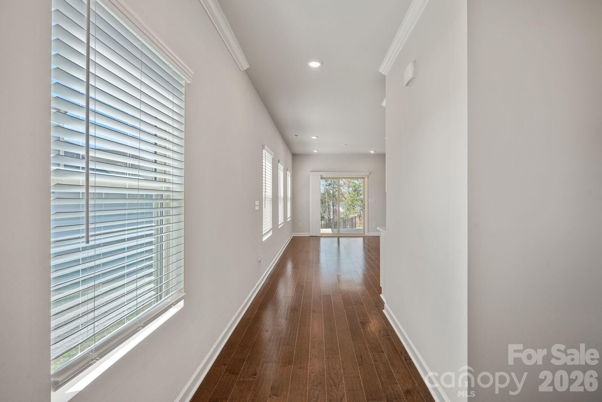 11935 Red Leaf Drive Property Photo 4