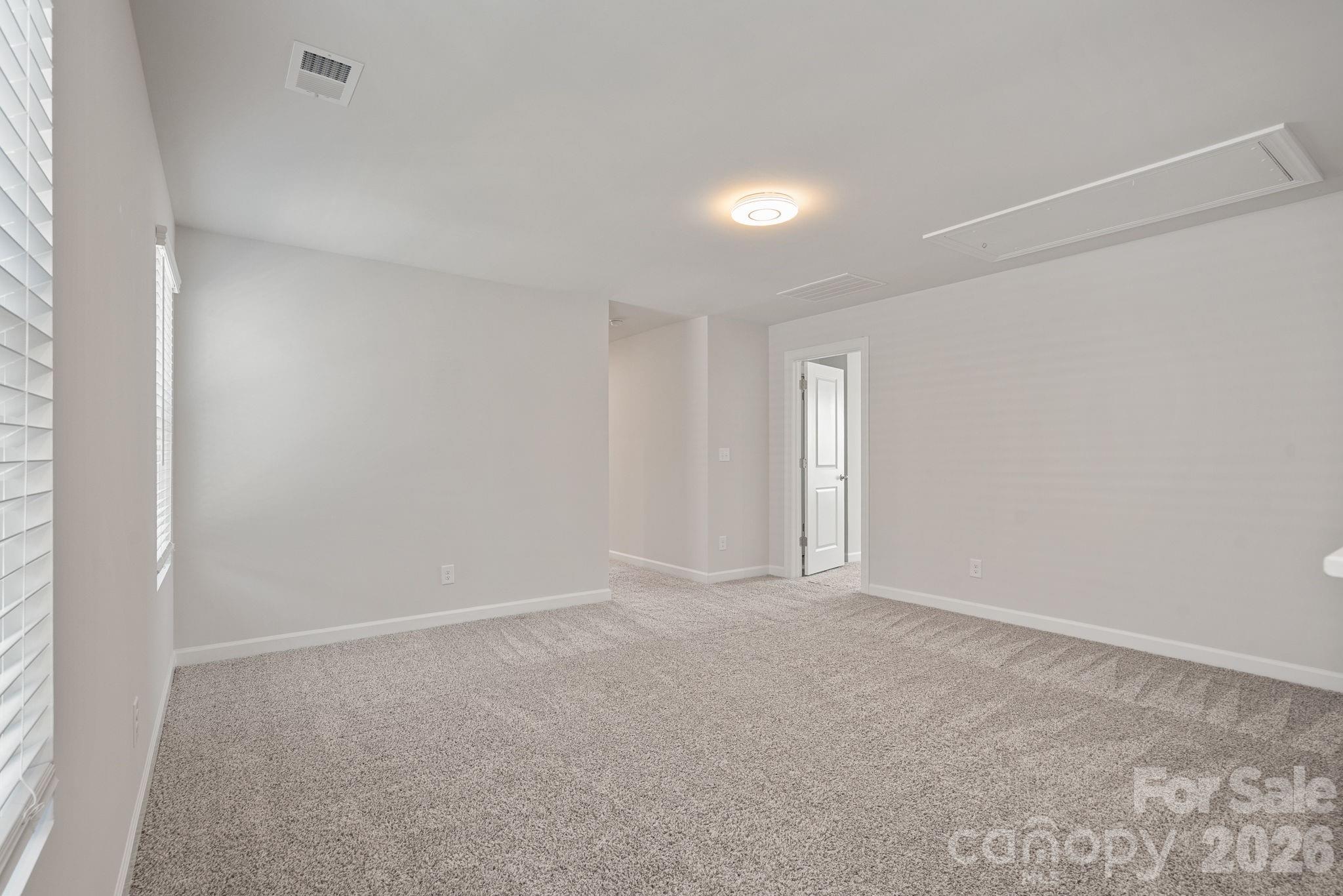 11935 Red Leaf Drive Property Photo 17