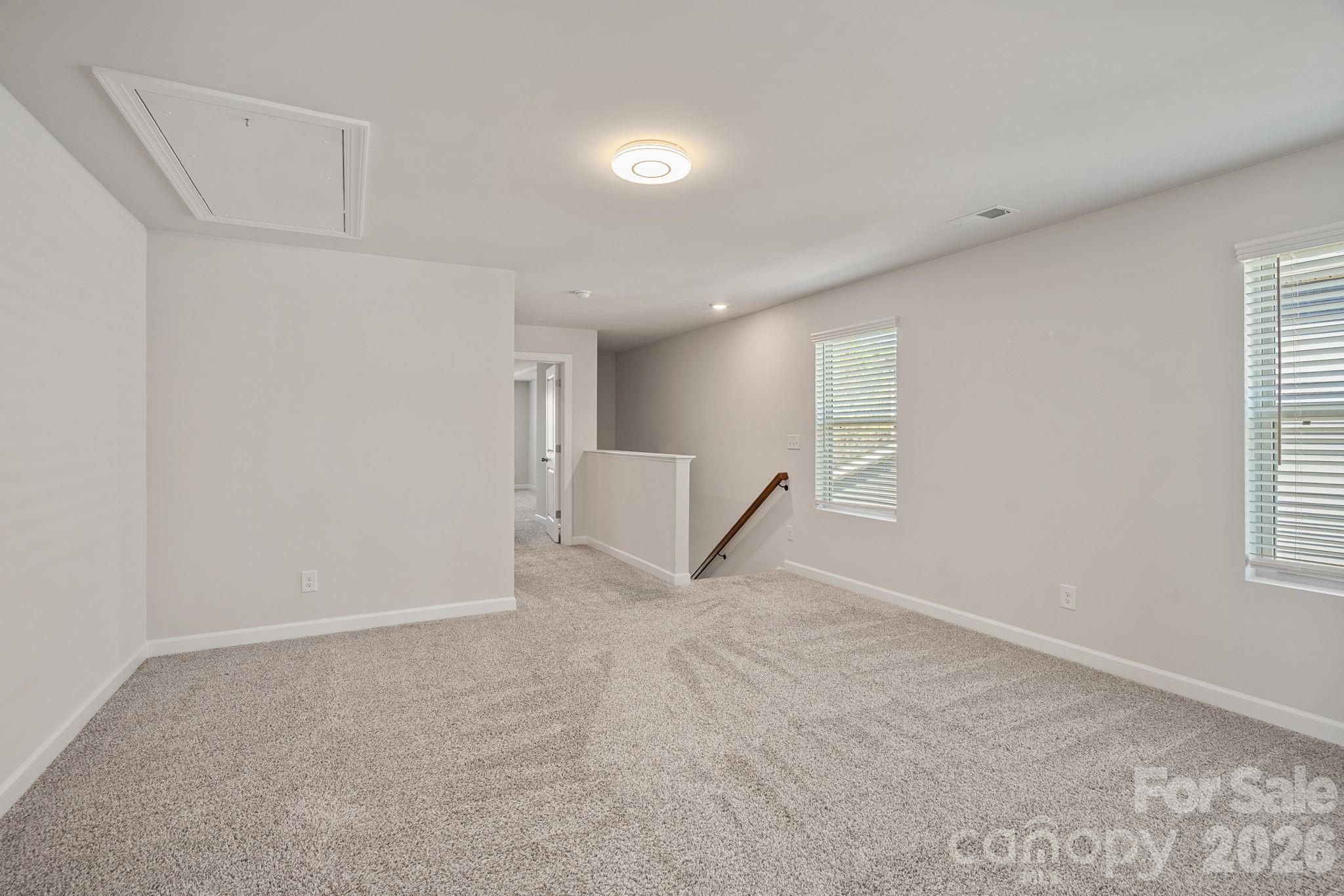 11935 Red Leaf Drive Property Photo 20