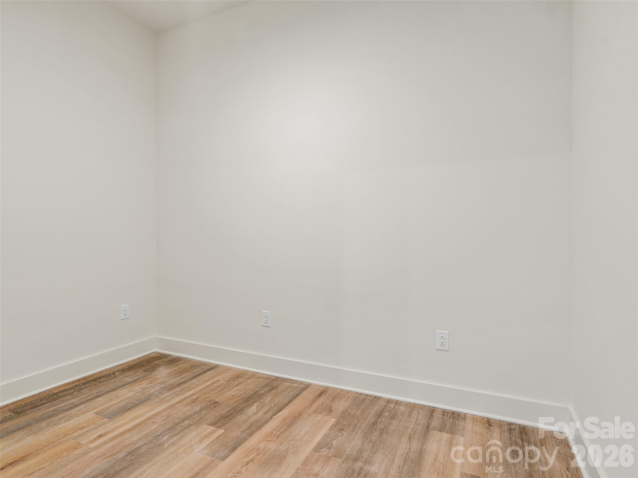 123 Haywood Street 203 Property Photo 32