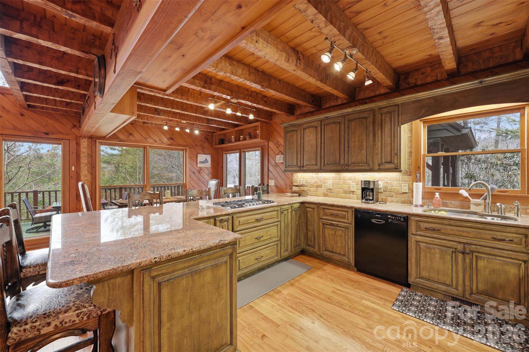 1721 Meadow Road Property Photo 15