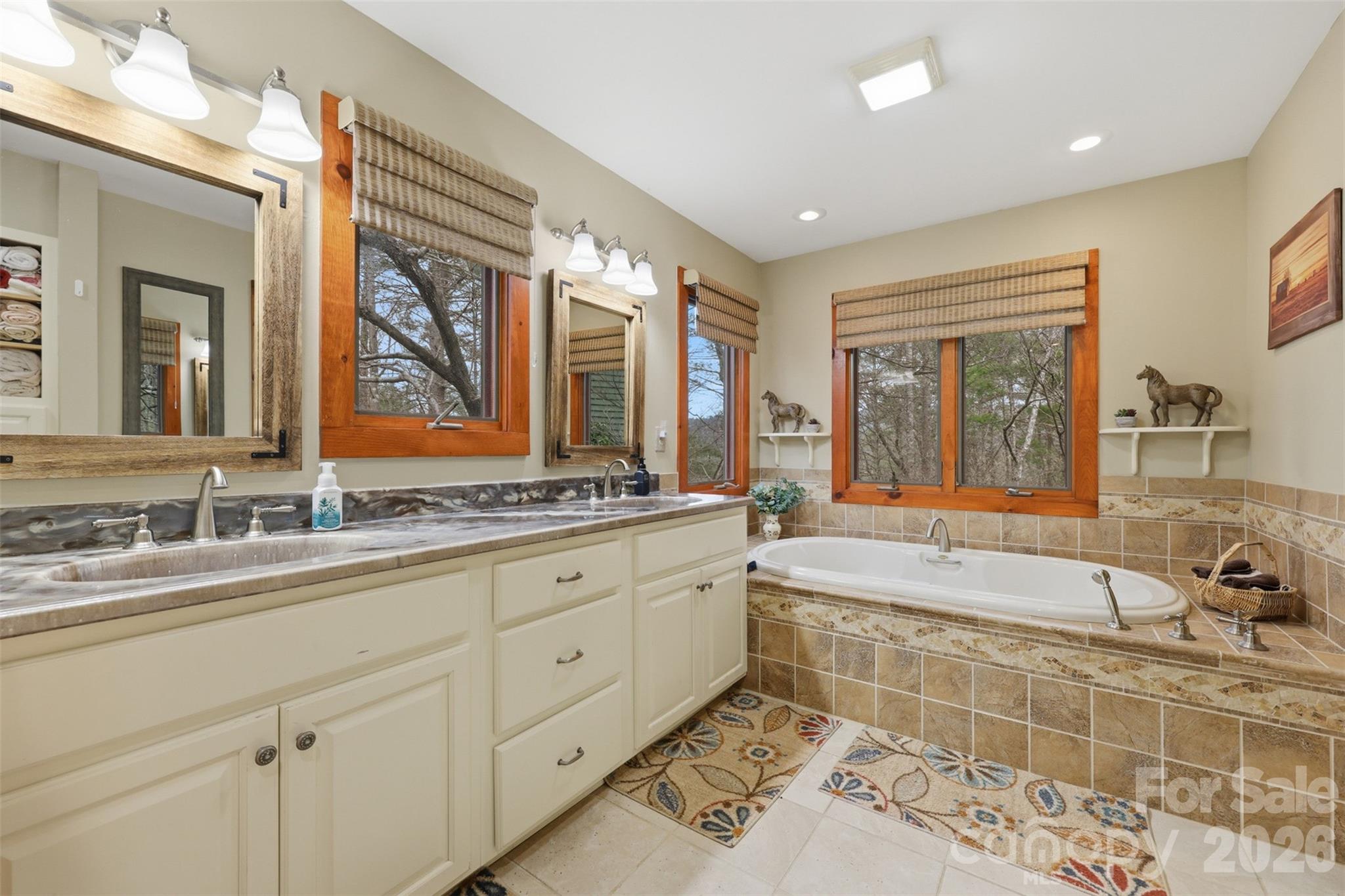 1721 Meadow Road Property Photo 23