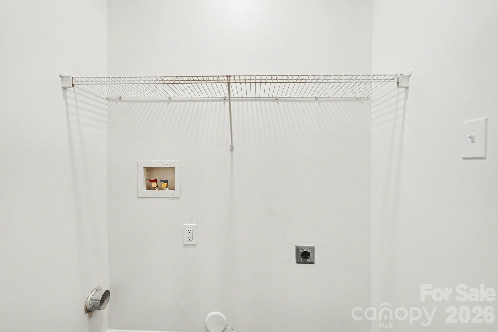6308 Dumont Lane Property Photo 8
