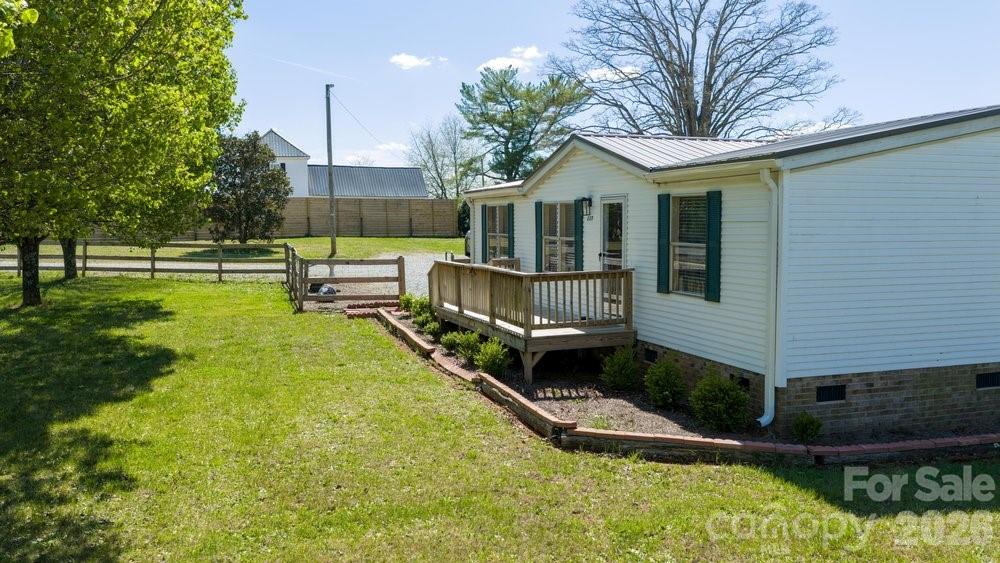 889 Tabor Road Property Photo 2