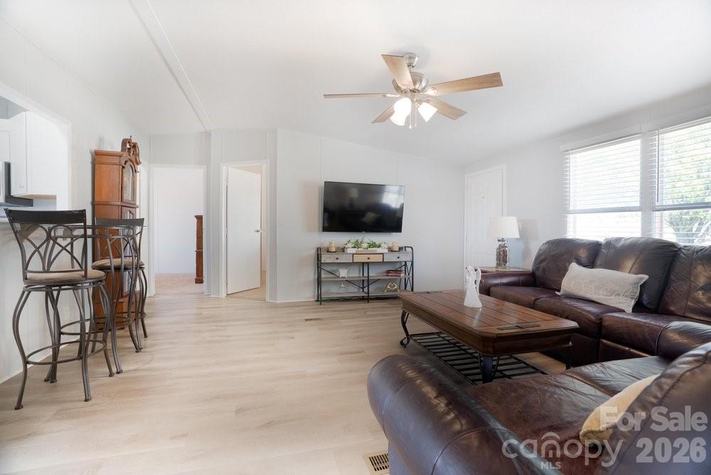 889 Tabor Road Property Photo 10