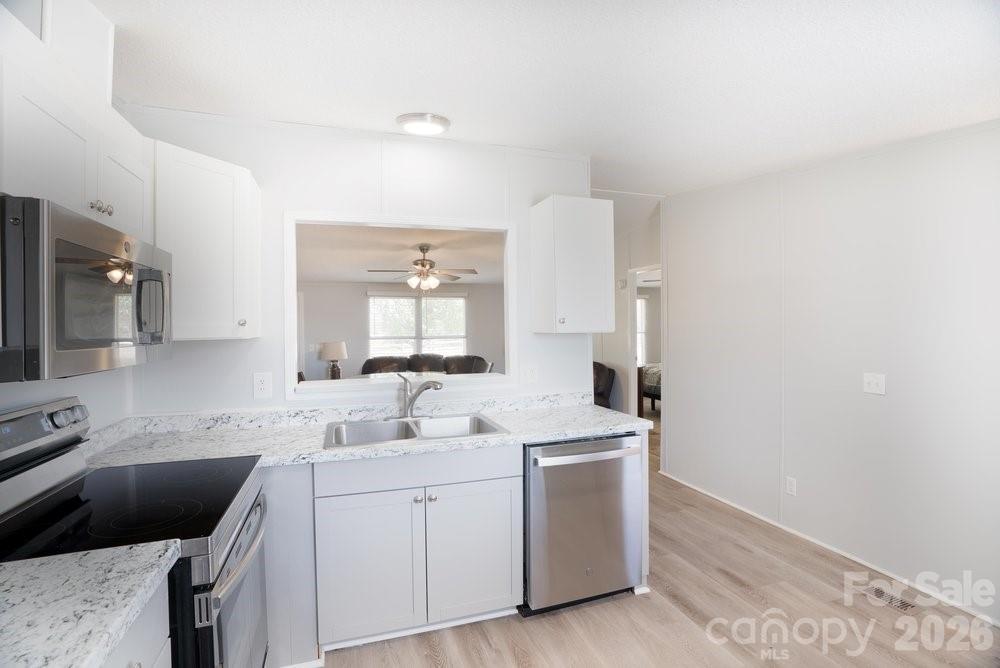 889 Tabor Road Property Photo 13