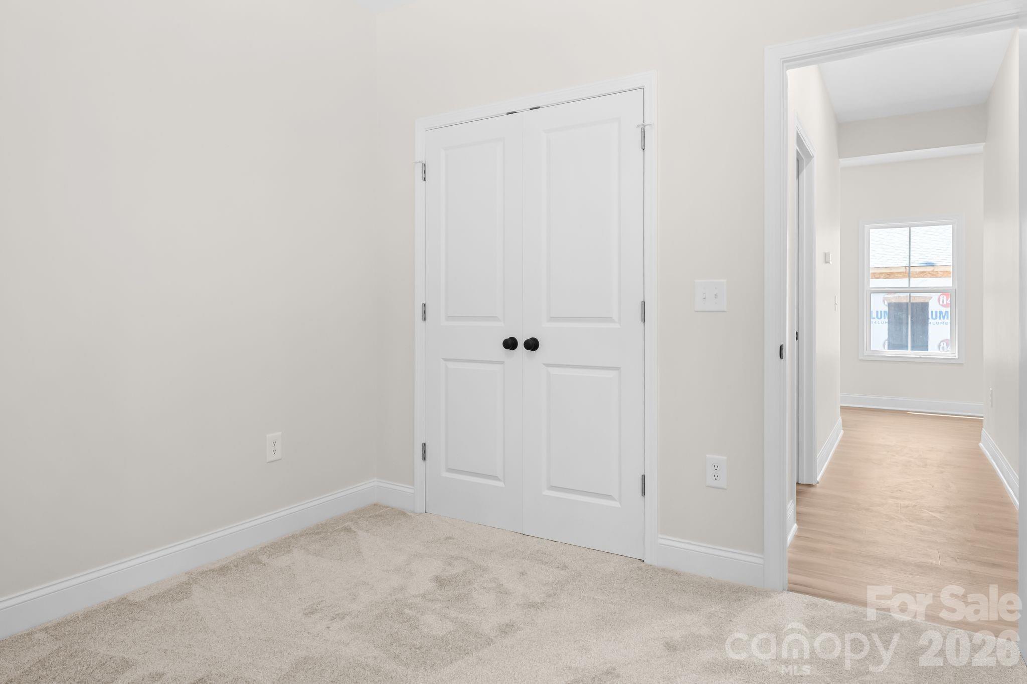 2123 Woodhurst Lane Property Photo 16