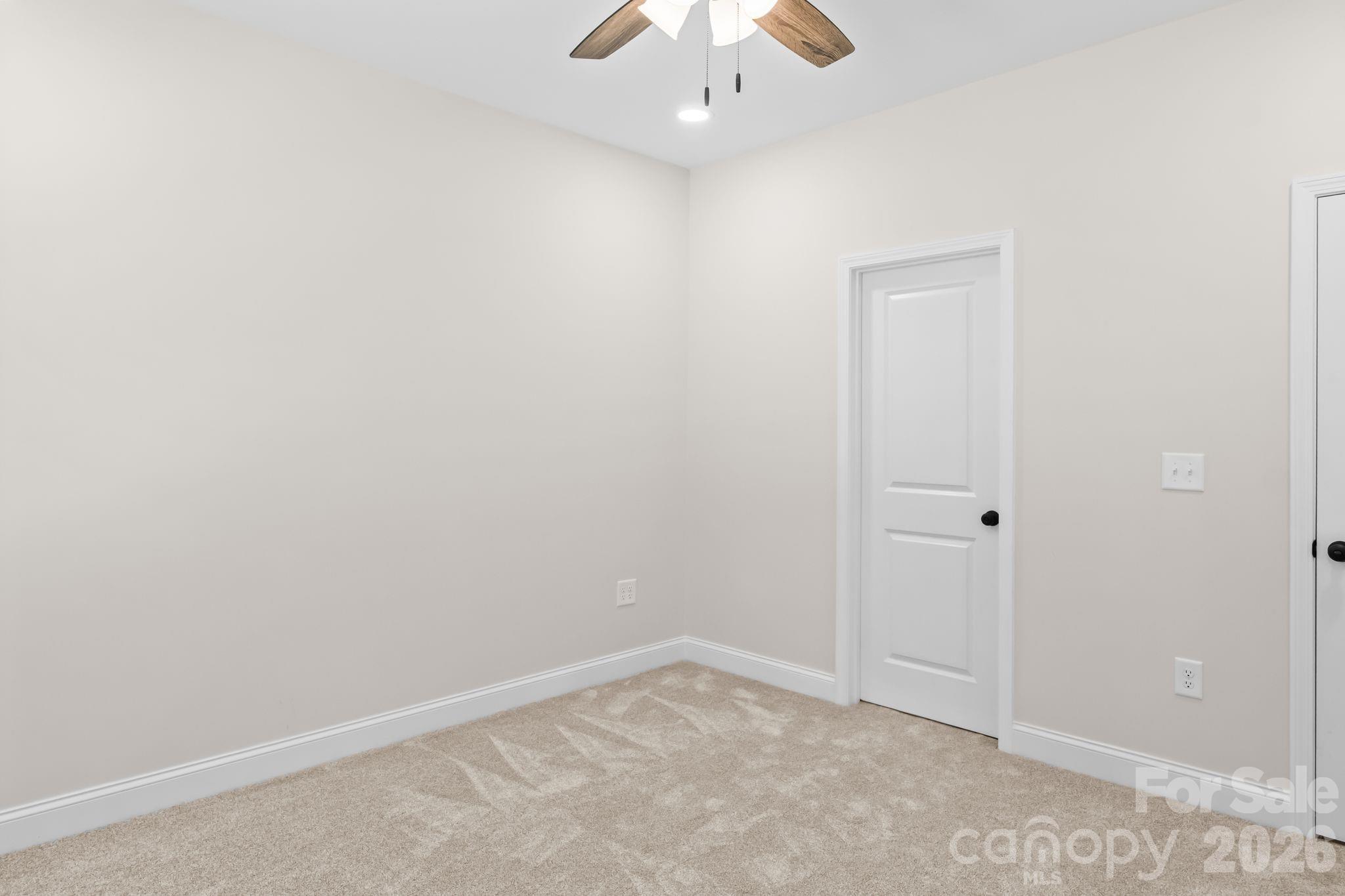 2123 Woodhurst Lane Property Photo 21