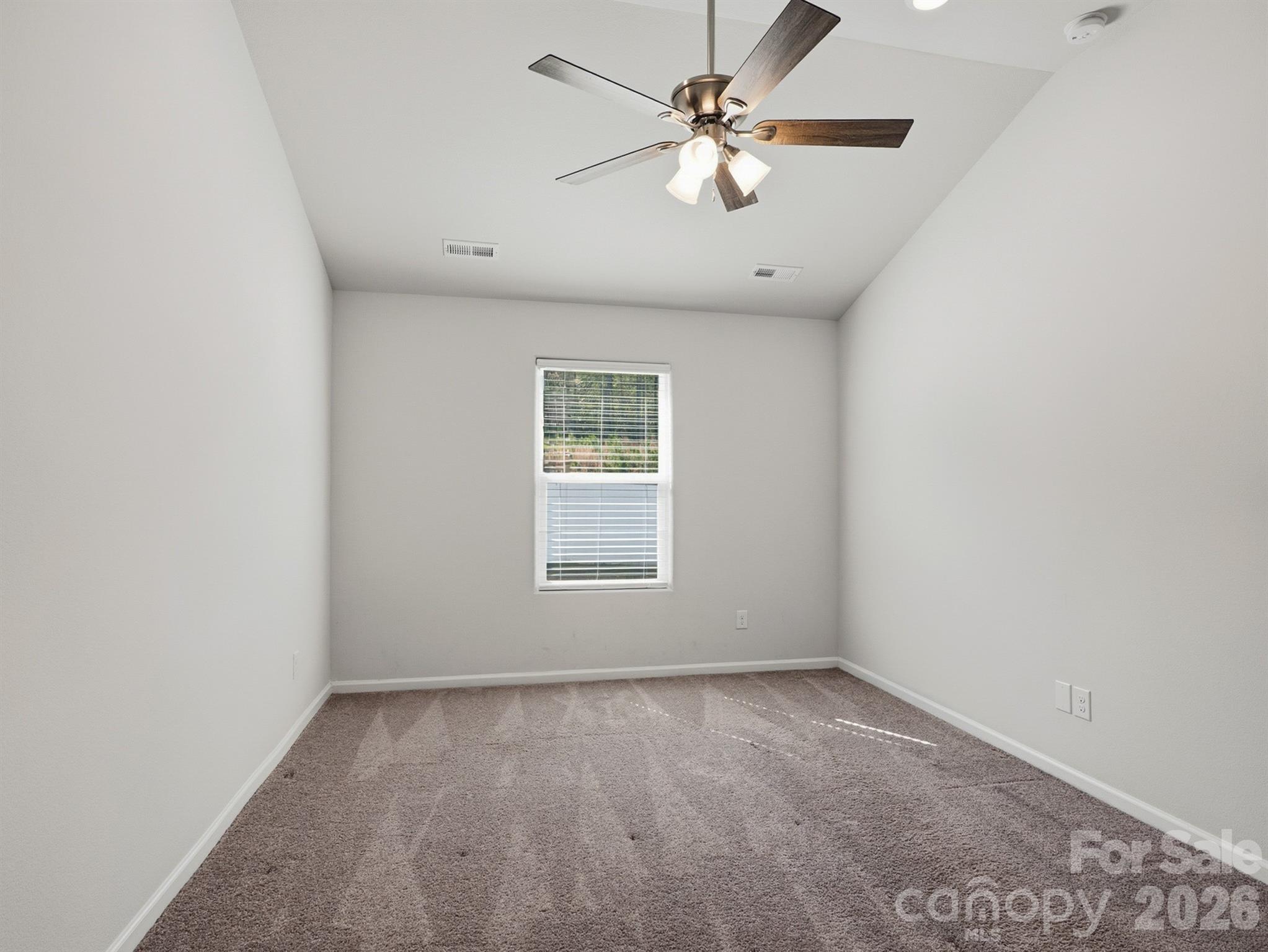 662 E Lamorak Place Property Photo 17