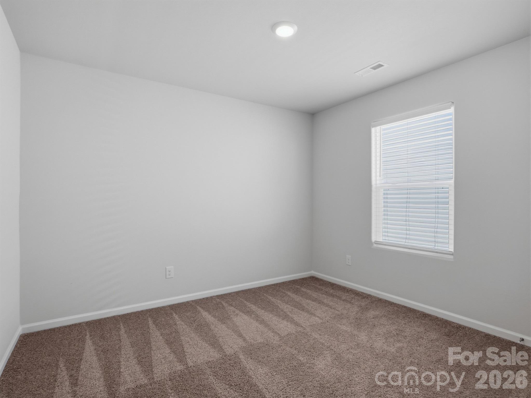 662 E Lamorak Place Property Photo 22