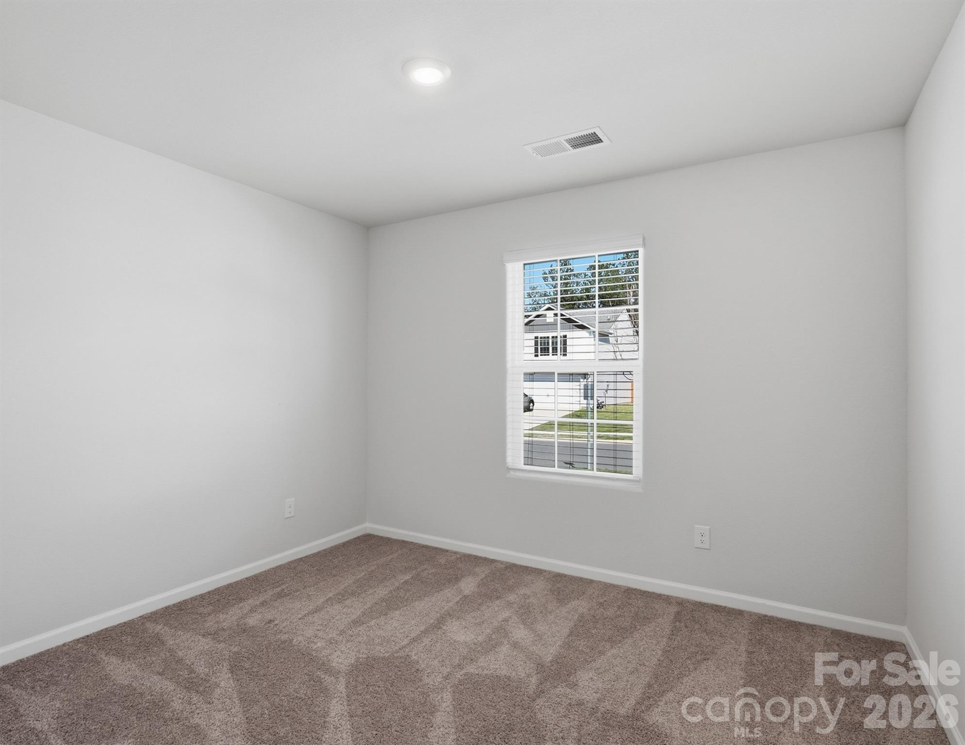662 E Lamorak Place Property Photo 25