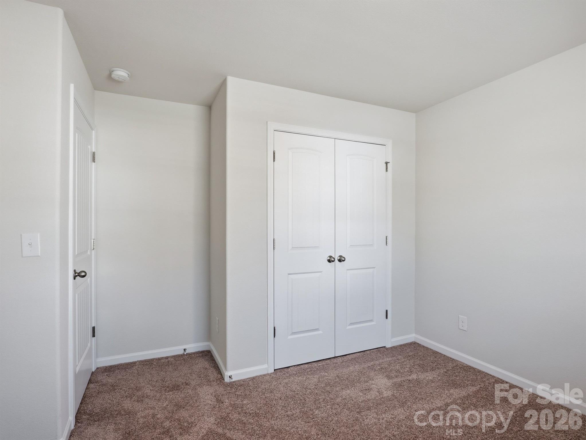 662 E Lamorak Place Property Photo 26