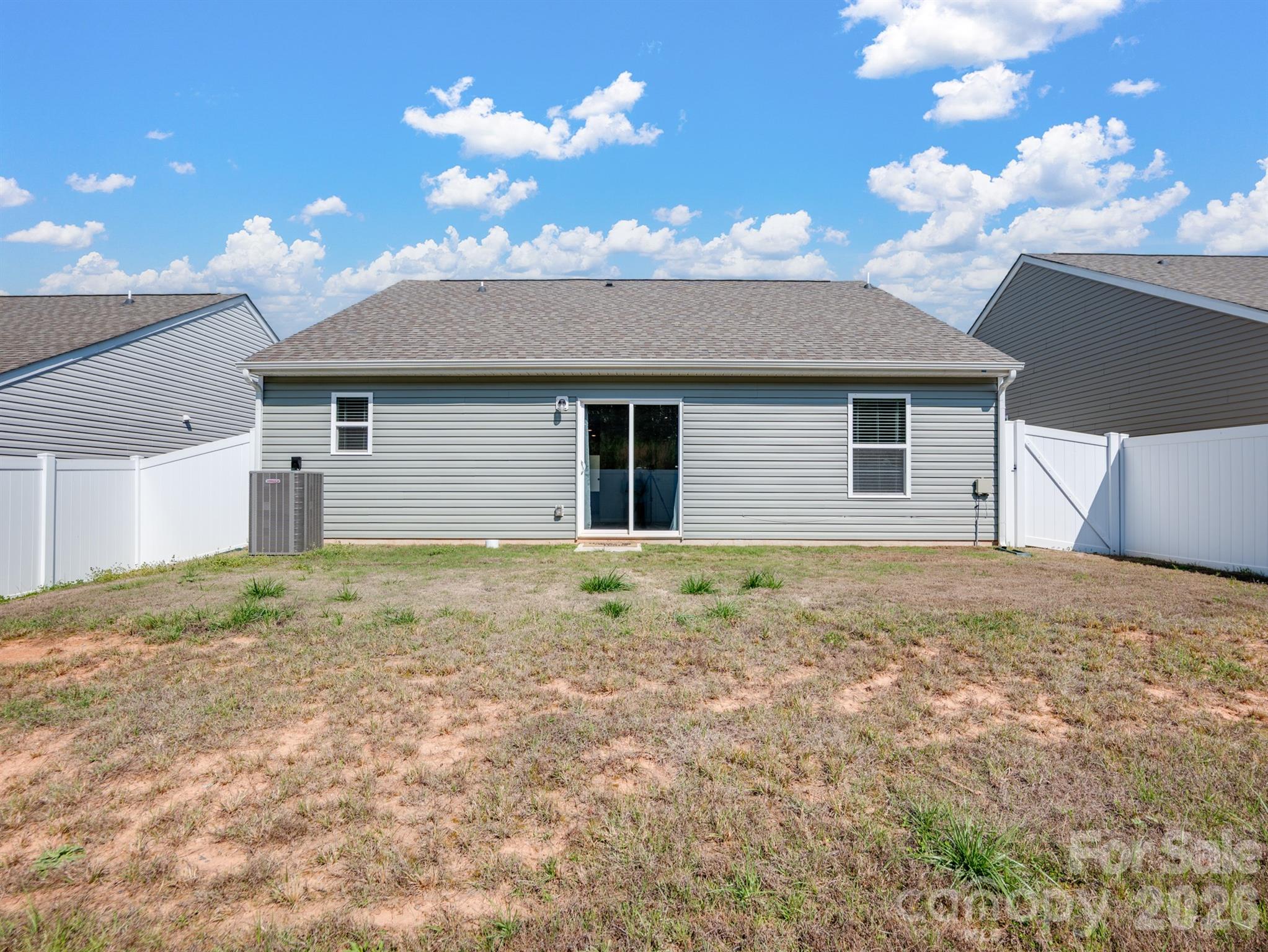 662 E Lamorak Place Property Photo 31