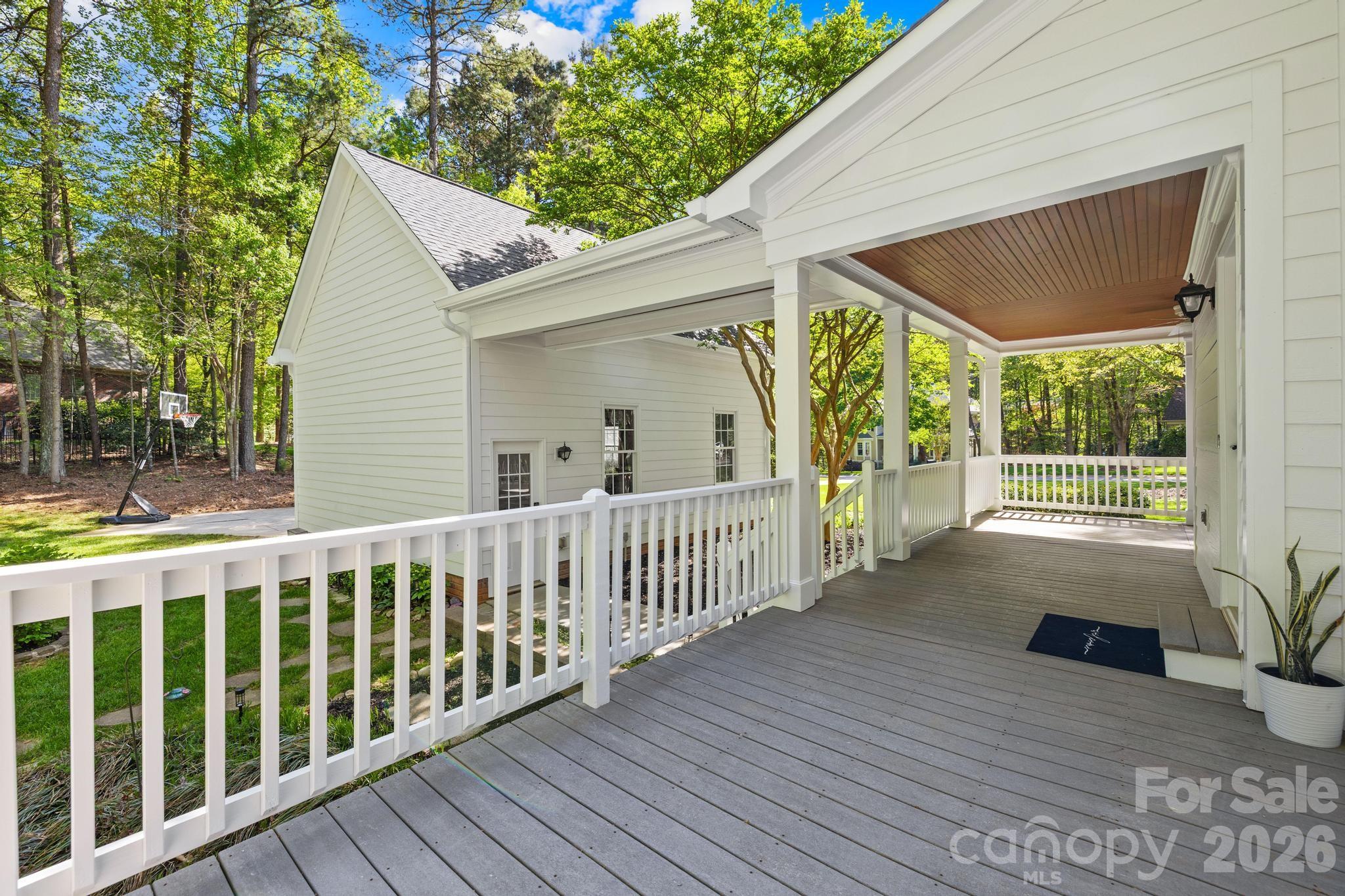 8830 Bluestone Bay Court Property Photo 23