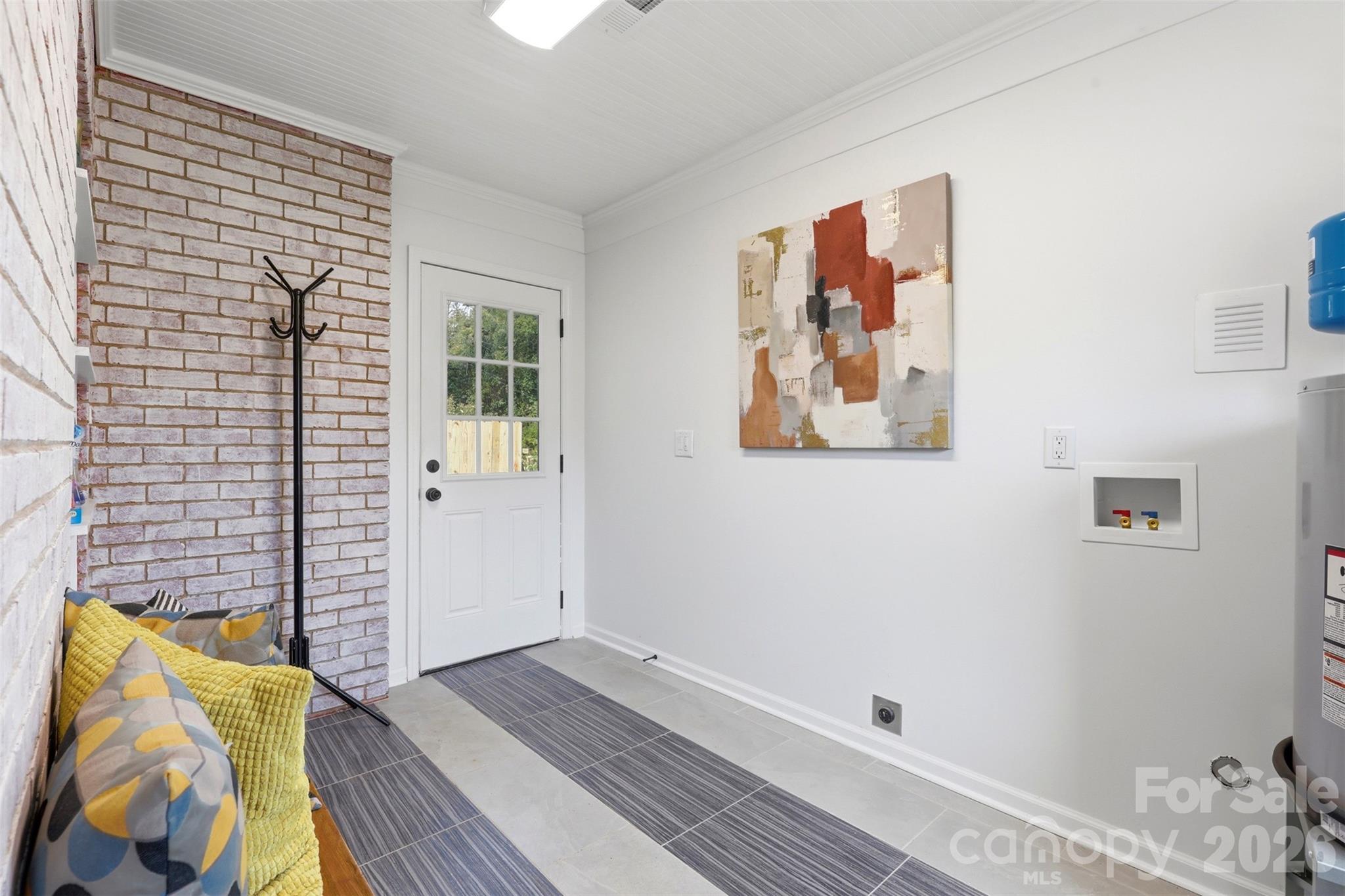 2414 Belfast Drive Property Photo 21