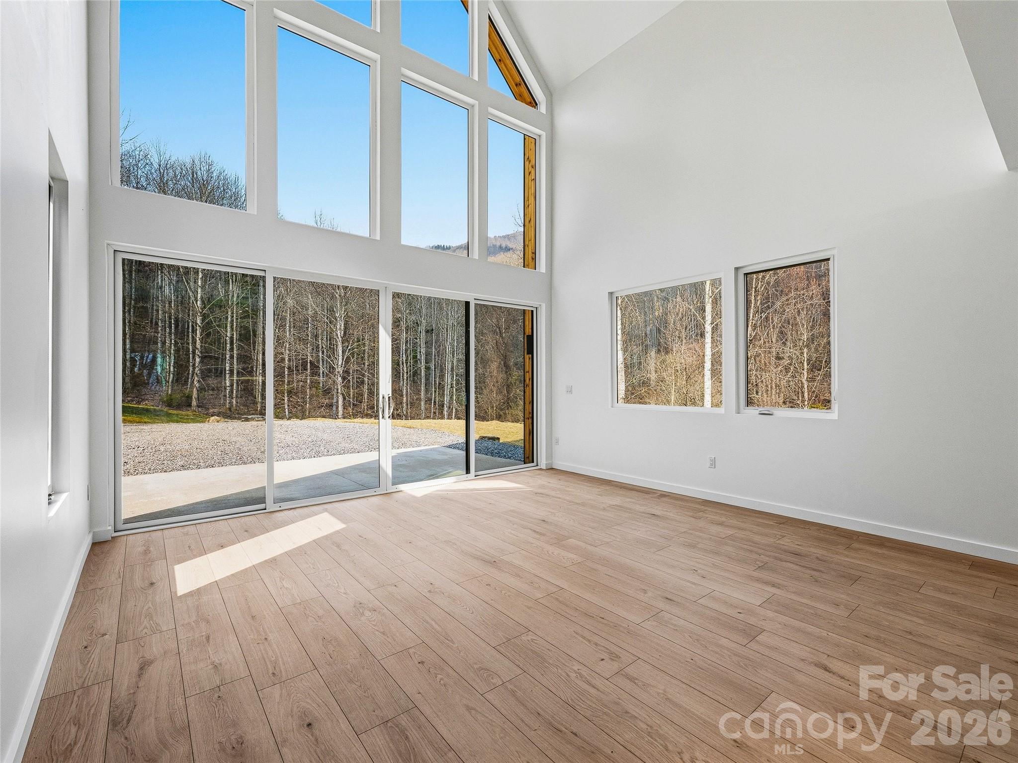 710 Kendal Drive Property Photo 6
