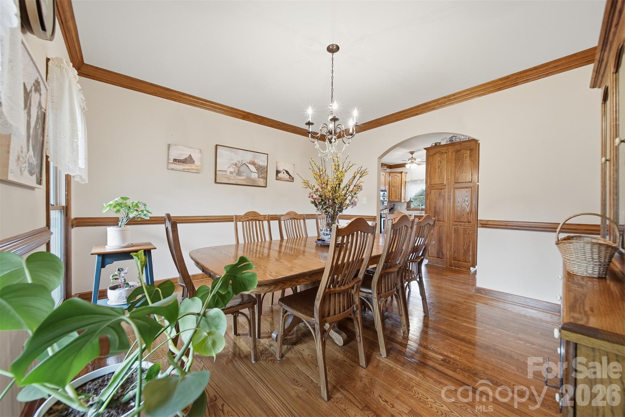 3330 Shamrock Heights Property Photo 5