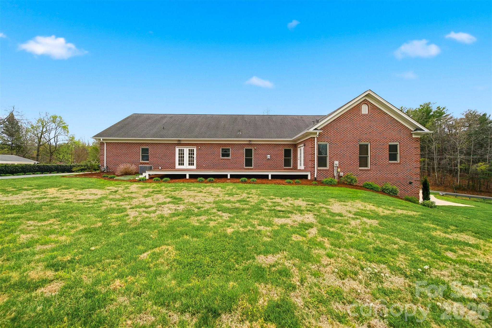 3330 Shamrock Heights Property Photo 24