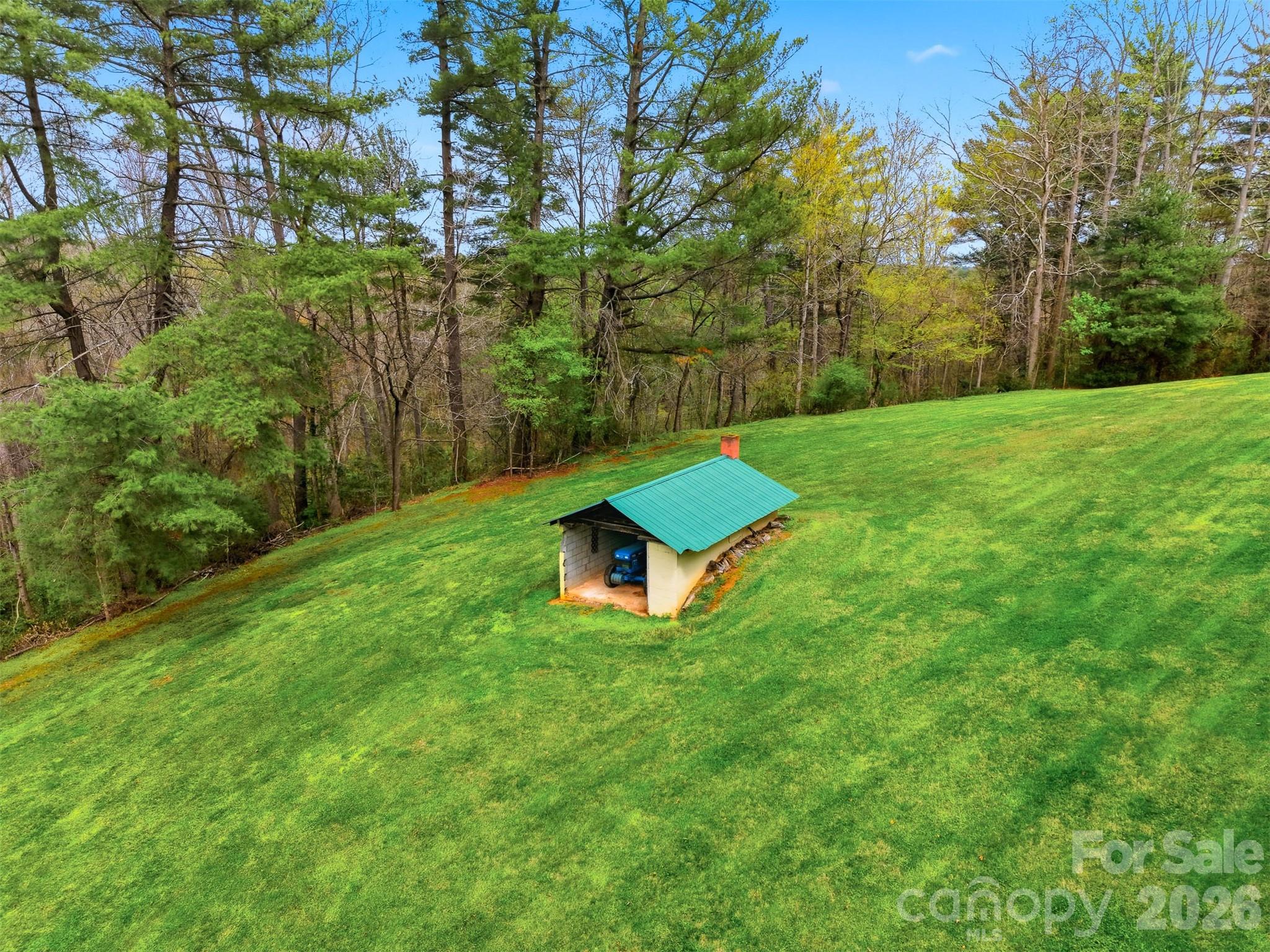 3330 Shamrock Heights Property Photo 27