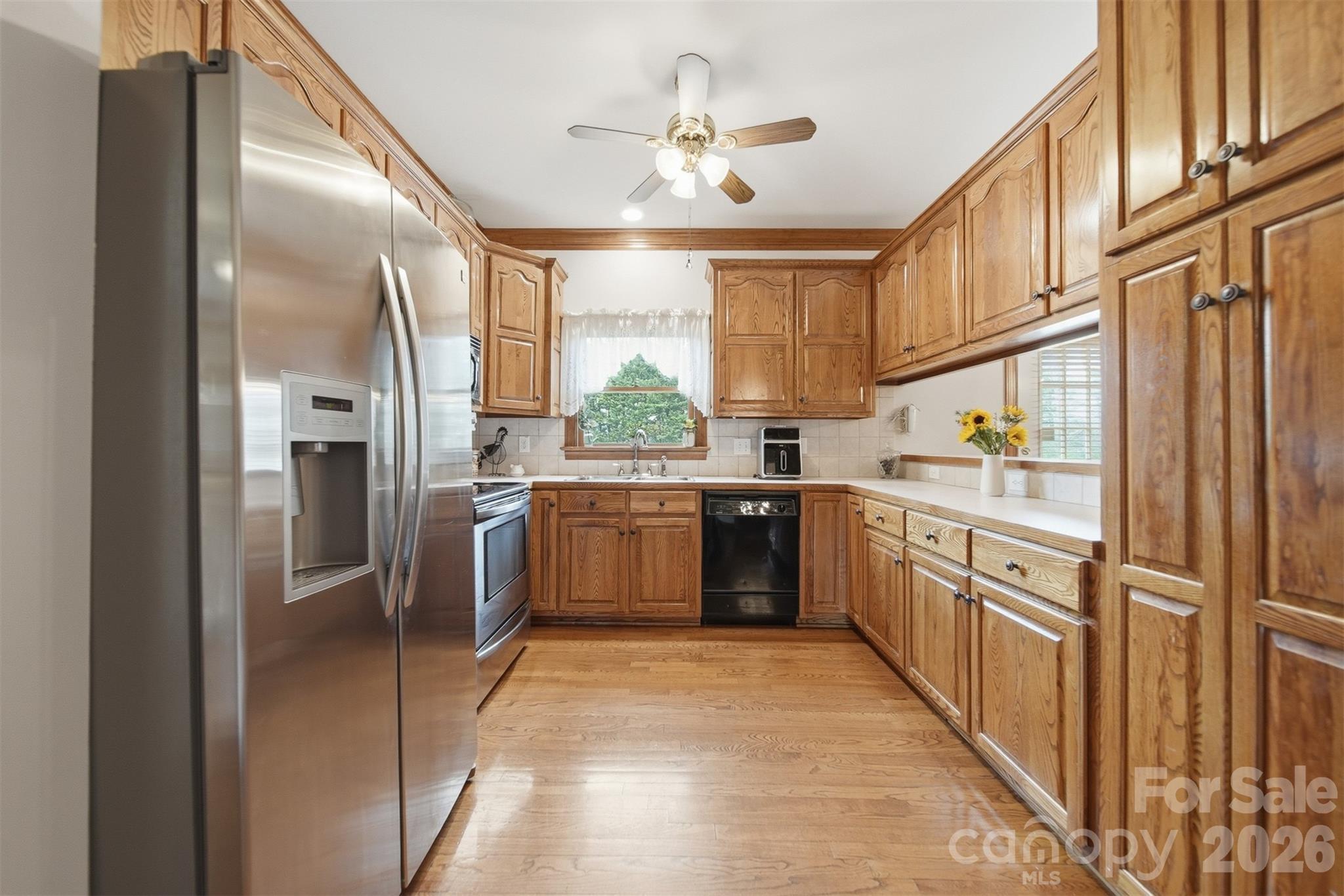 3330 Shamrock Heights Property Photo 38