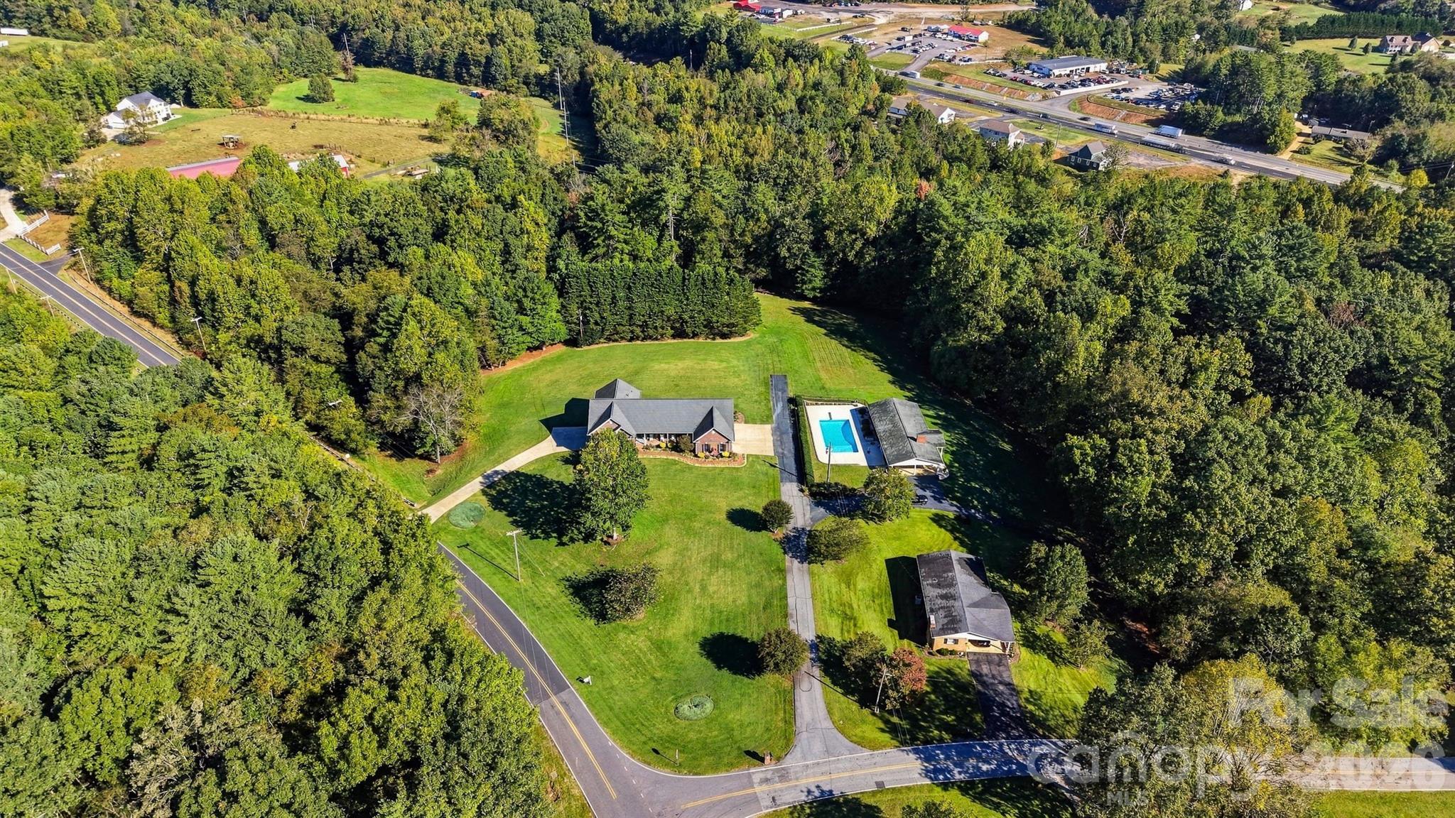 3330 Shamrock Heights Property Photo 44