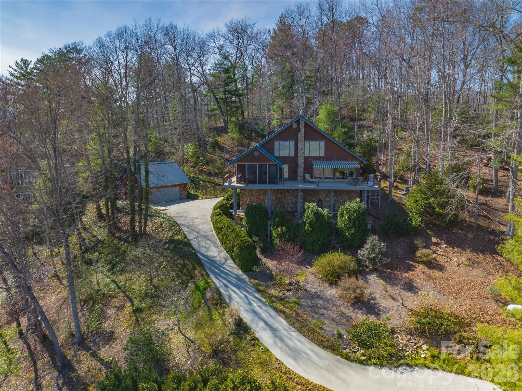 369 Deals Gap Road Property Photo 2