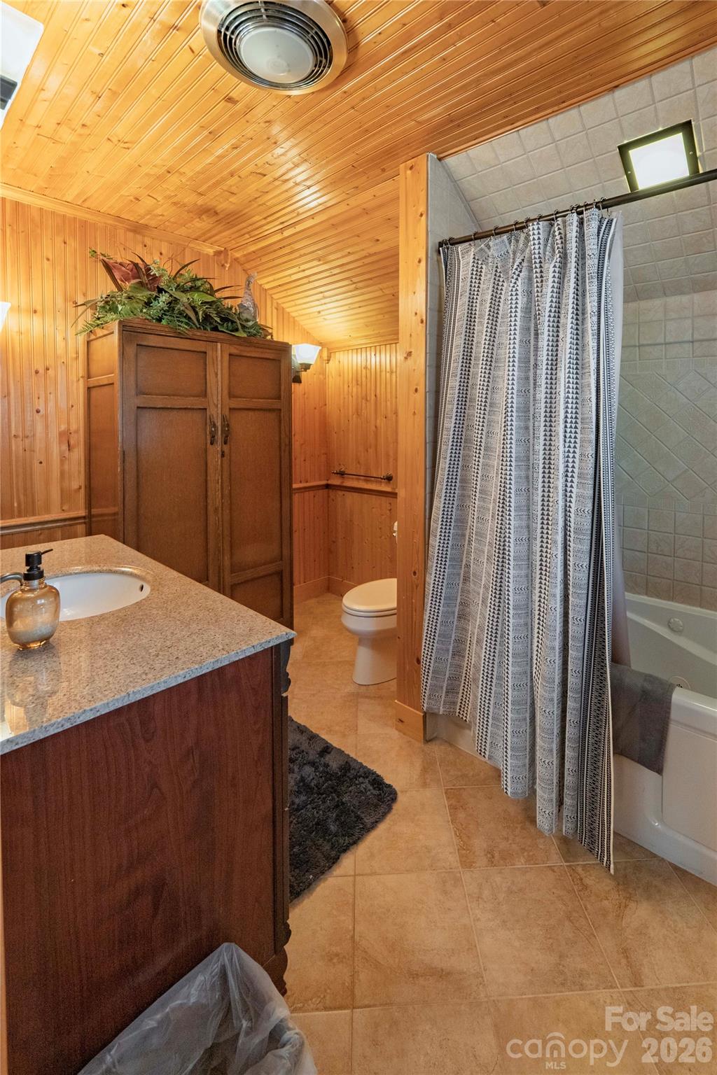 369 Deals Gap Road Property Photo 27