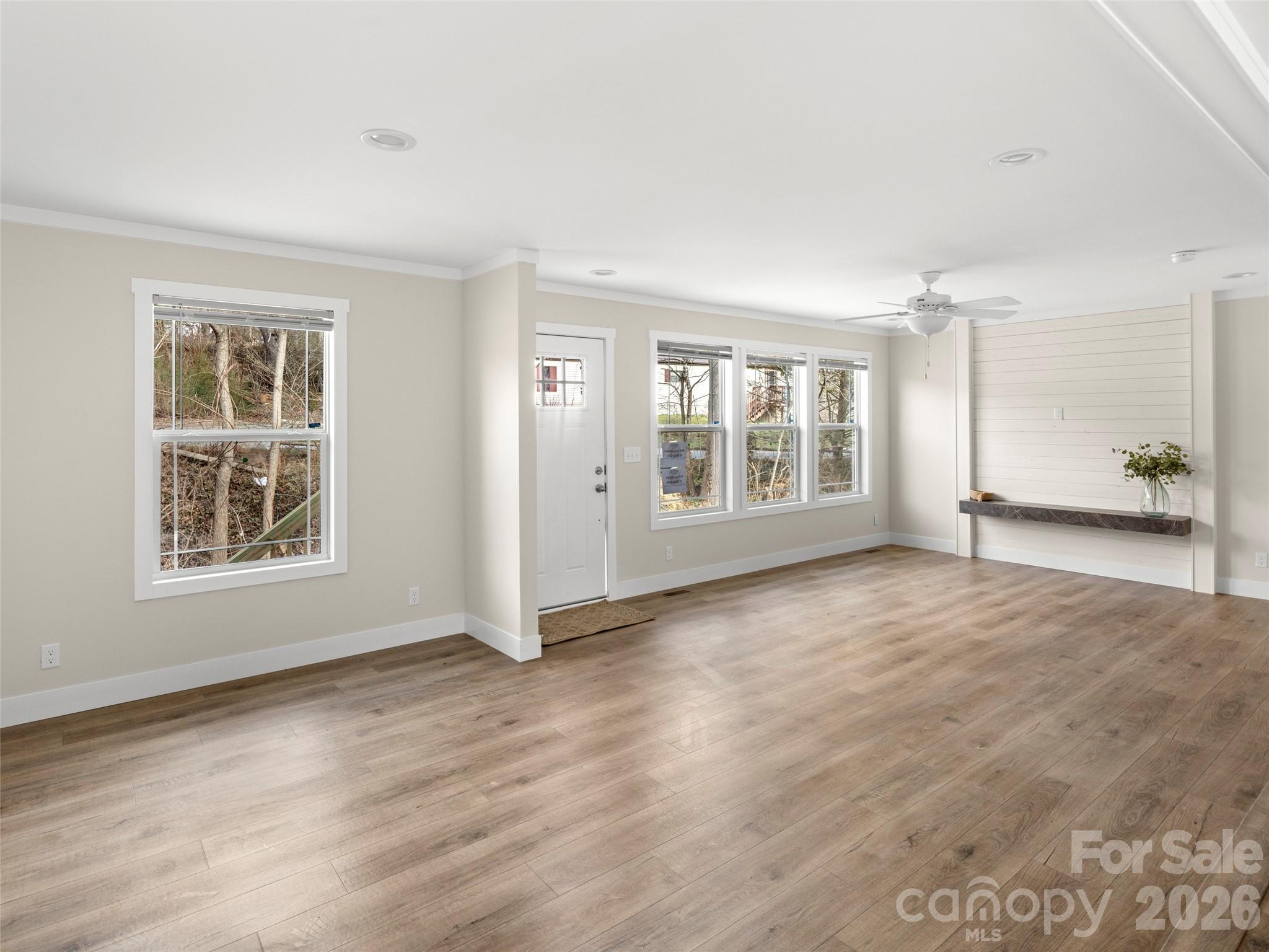 2095 Emmas Grove Road Property Photo 6
