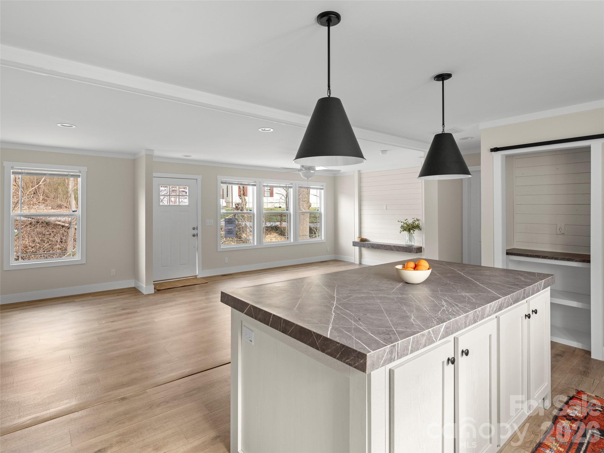 2095 Emmas Grove Road Property Photo 11