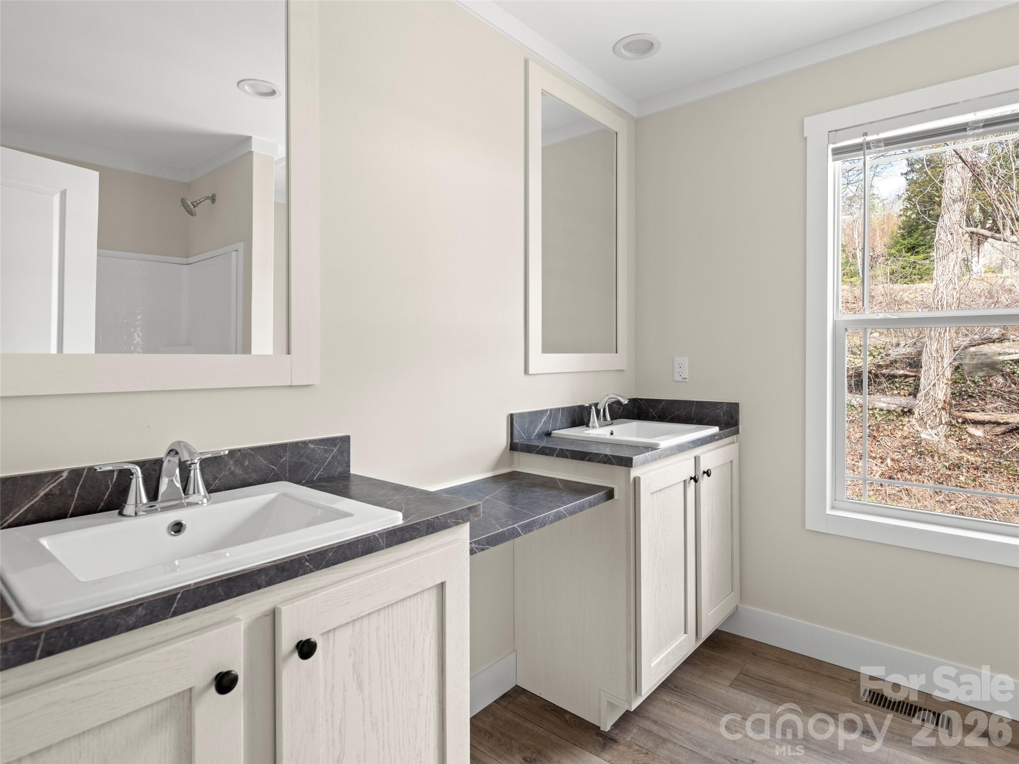 2095 Emmas Grove Road Property Photo 19
