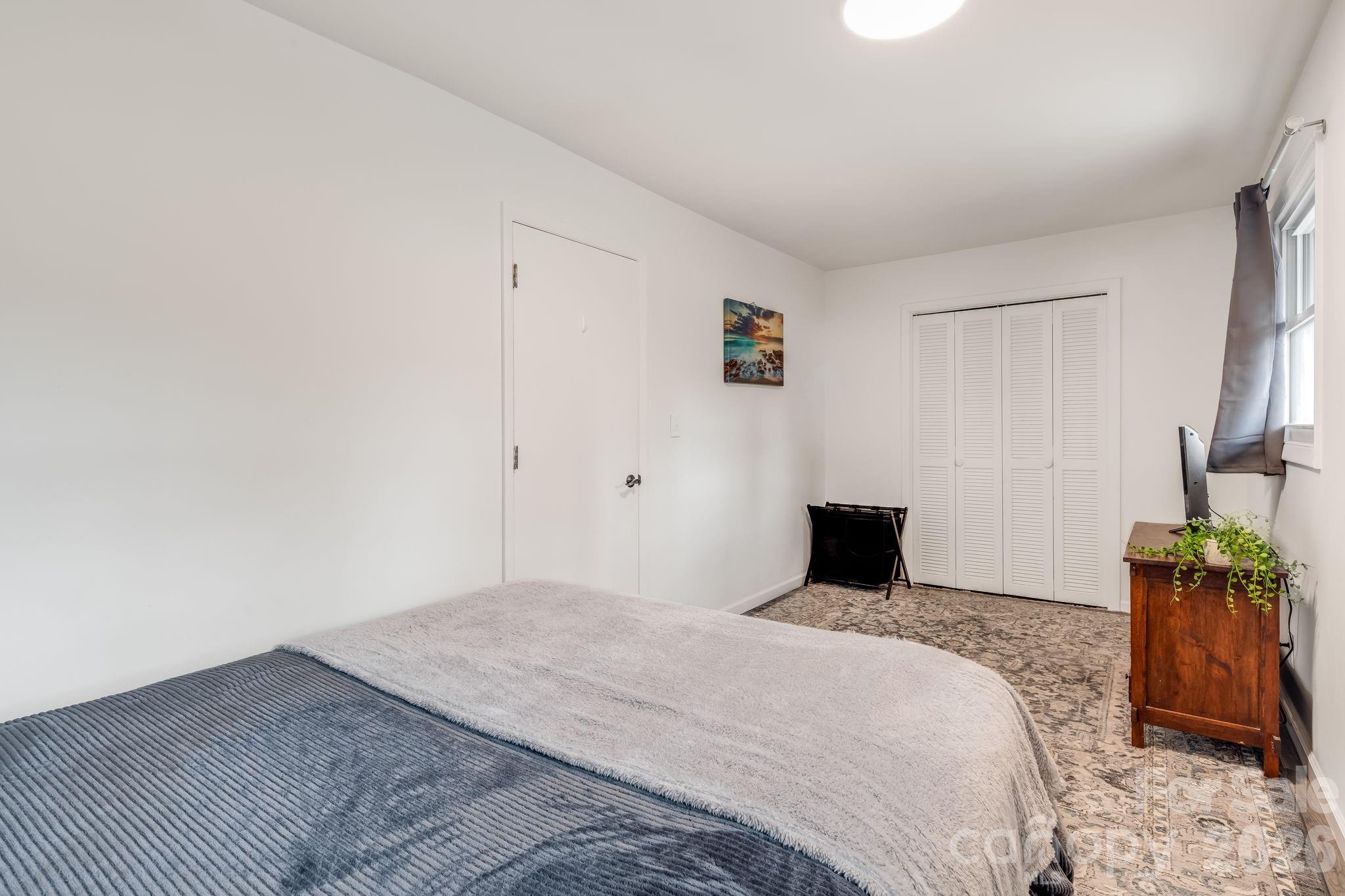 2203 Swiss Pine Lake Drive Property Photo 22