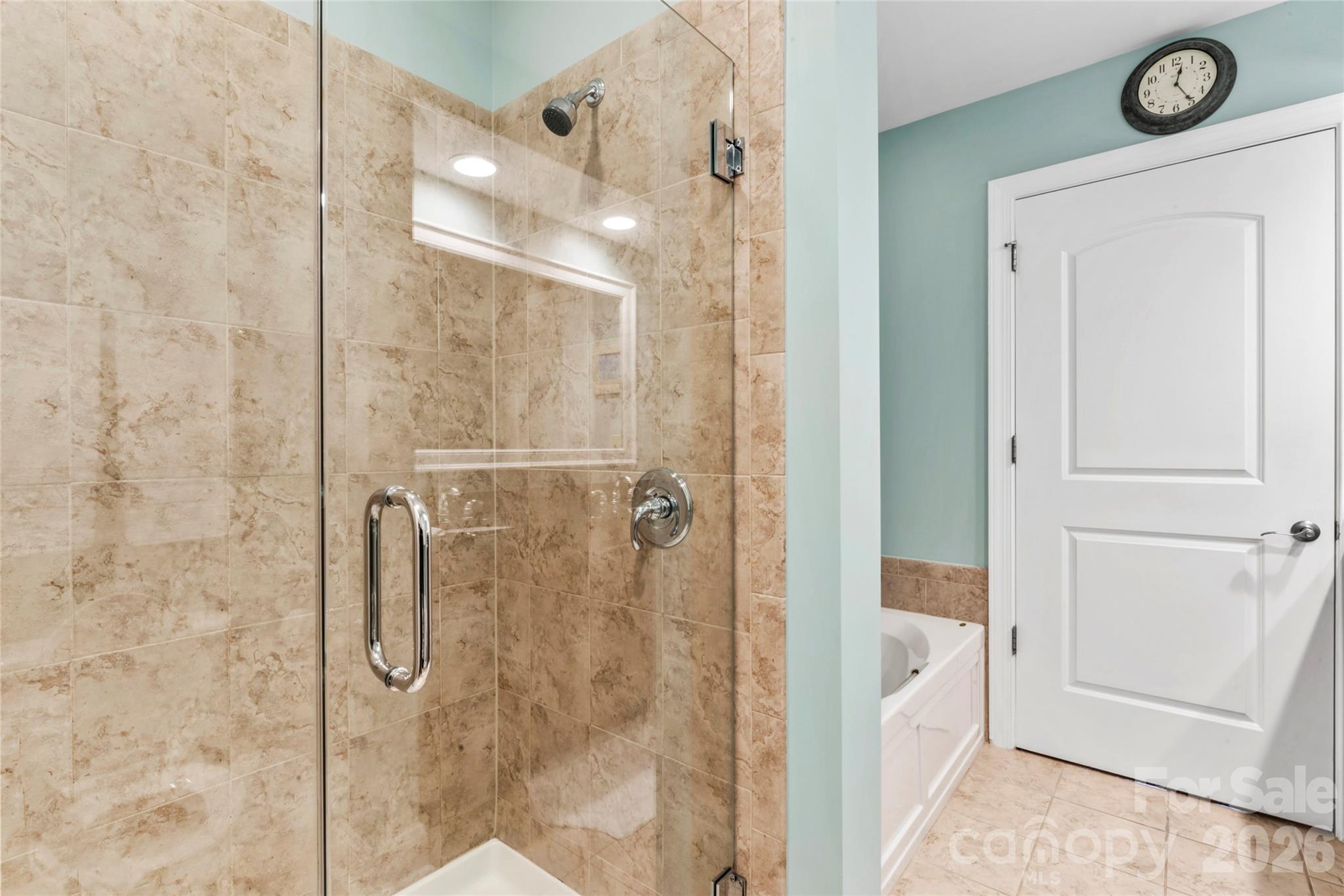 701 Royal Court 1007 Property Photo 22